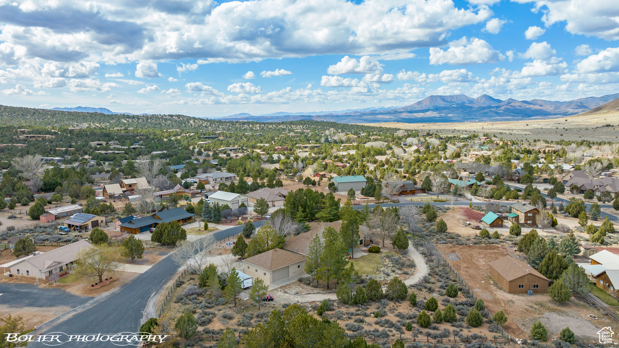 Drone / aerial view featuring the property