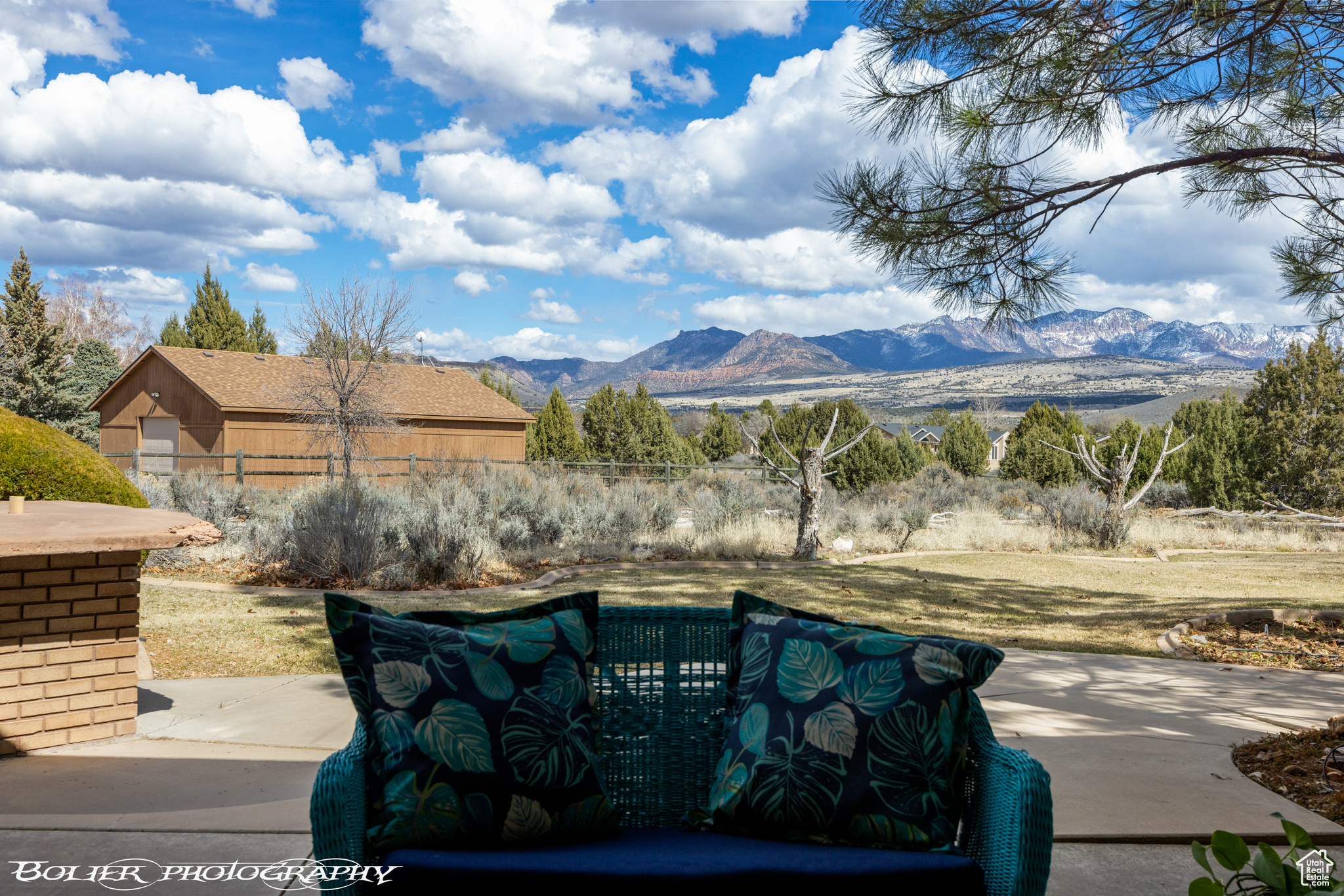 View of terrace featuring a mountain view