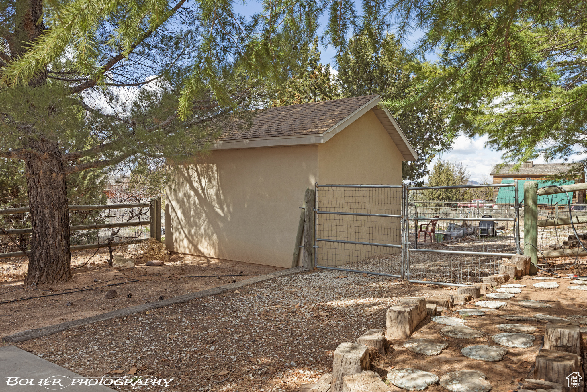 Shed and Garden Area