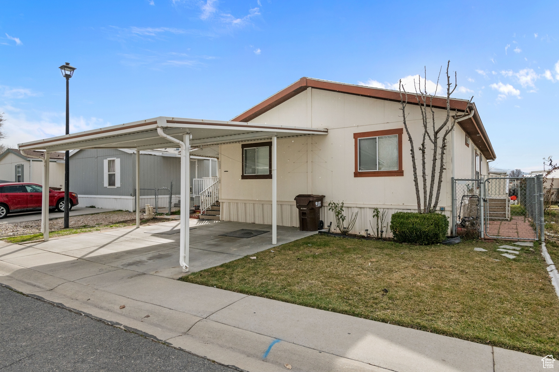 3680 S RIVER HORSE, West Valley City, Utah 84119, 3 Bedrooms Bedrooms, 9 Rooms Rooms,2 BathroomsBathrooms,Residential,For sale,RIVER HORSE,1985174