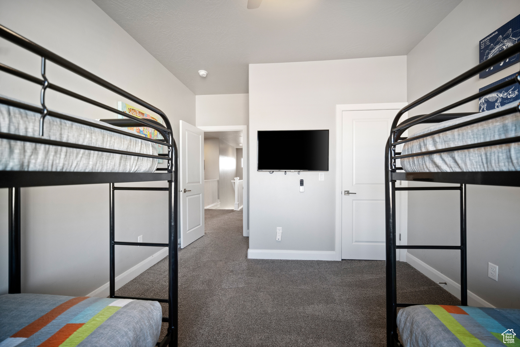 2 nd bunk bedroom. Sleeps 5. Roll away memory foam mattresses are available in the closet.