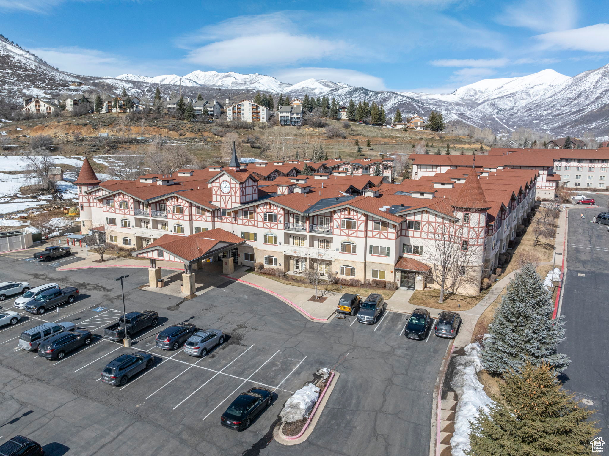 The Chateau Villas Building. This is the building the condo is in on the main floor.