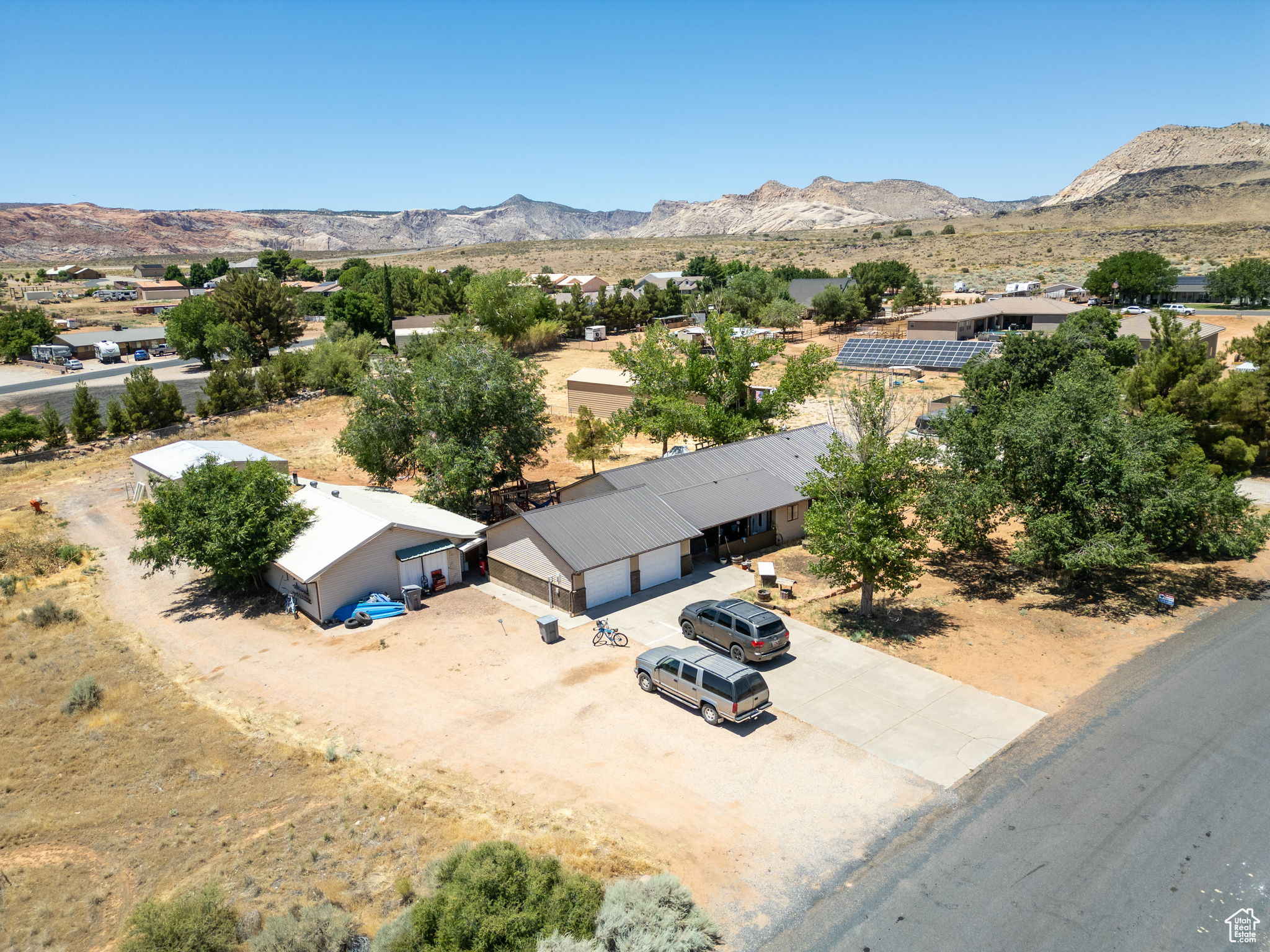 5793 N 1850 W, St. George, Utah 84770, 5 Bedrooms Bedrooms, 12 Rooms Rooms,4 BathroomsBathrooms,Residential,For sale,1850,1985423