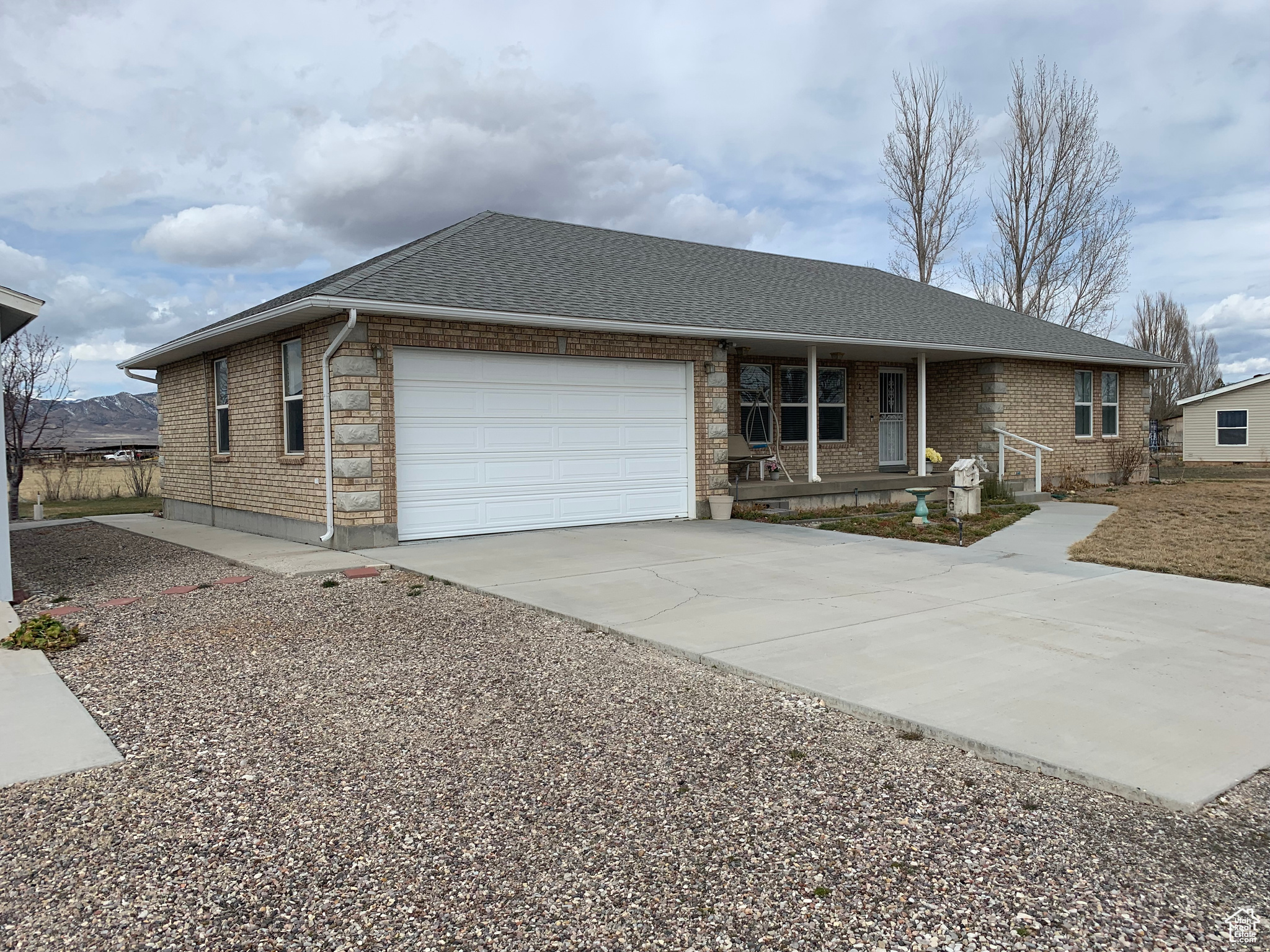 270 S 200 W Centerfield UT 84622 445,000