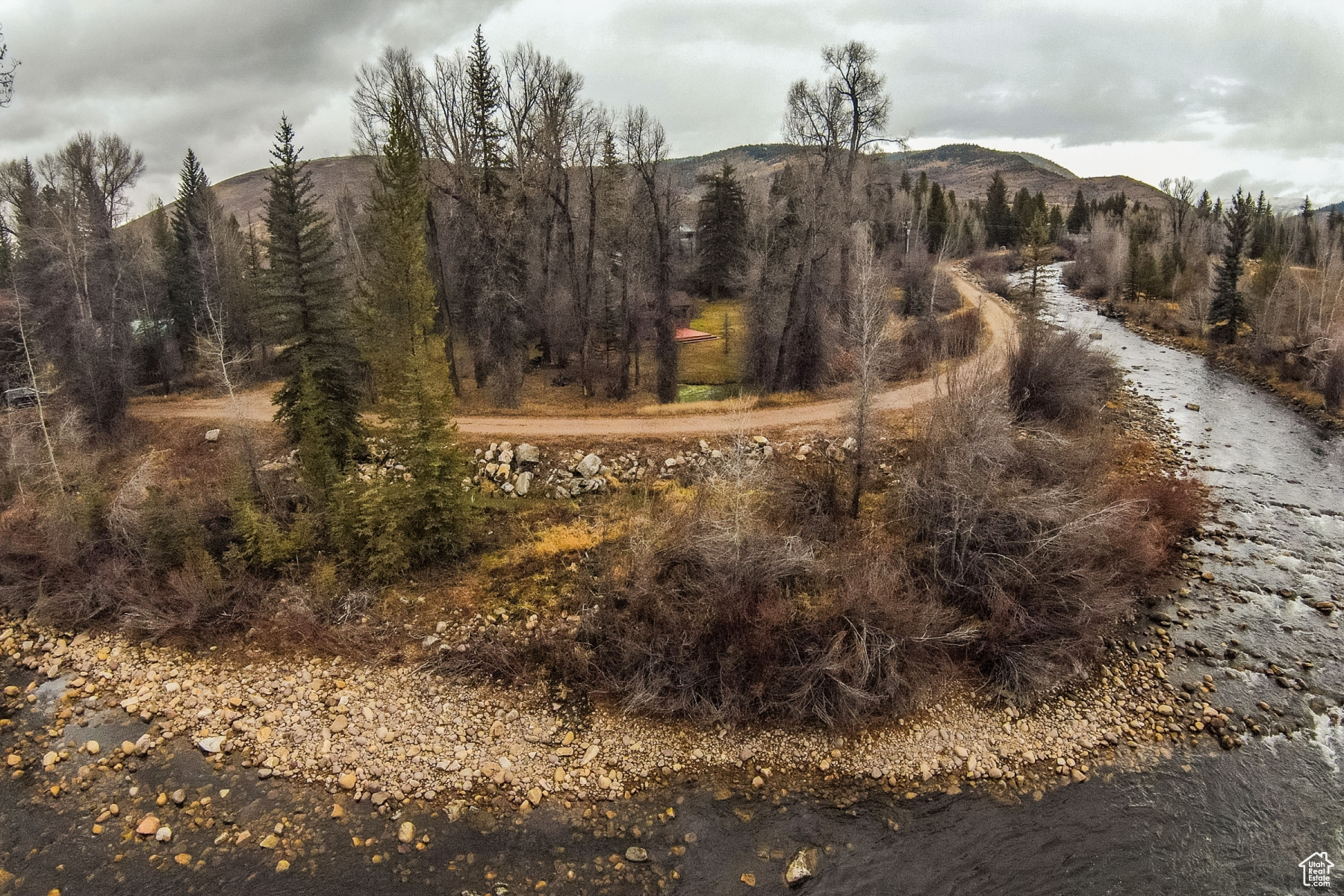 6911 PINE SPRINGS, Kamas, Utah 84036, 2 Bedrooms Bedrooms, 7 Rooms Rooms,Residential,For sale,PINE SPRINGS,1986080