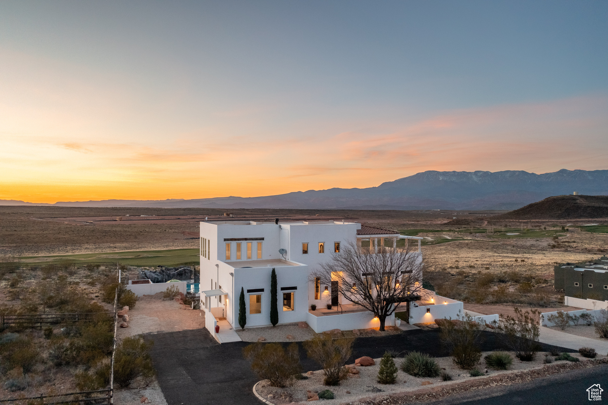 4442 S 1600 W Hurricane UT 84737 1,649,000