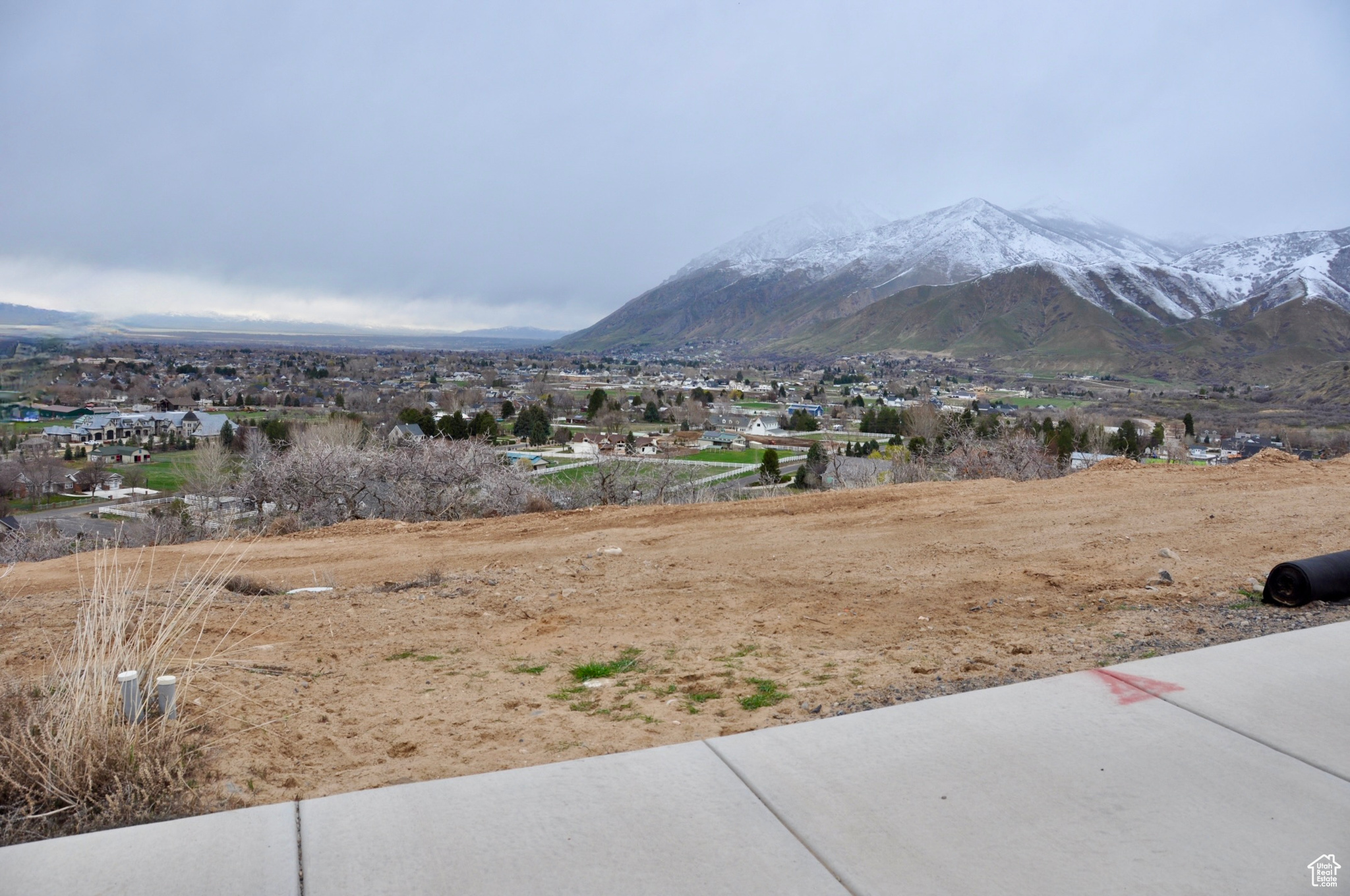 View of mountain feature