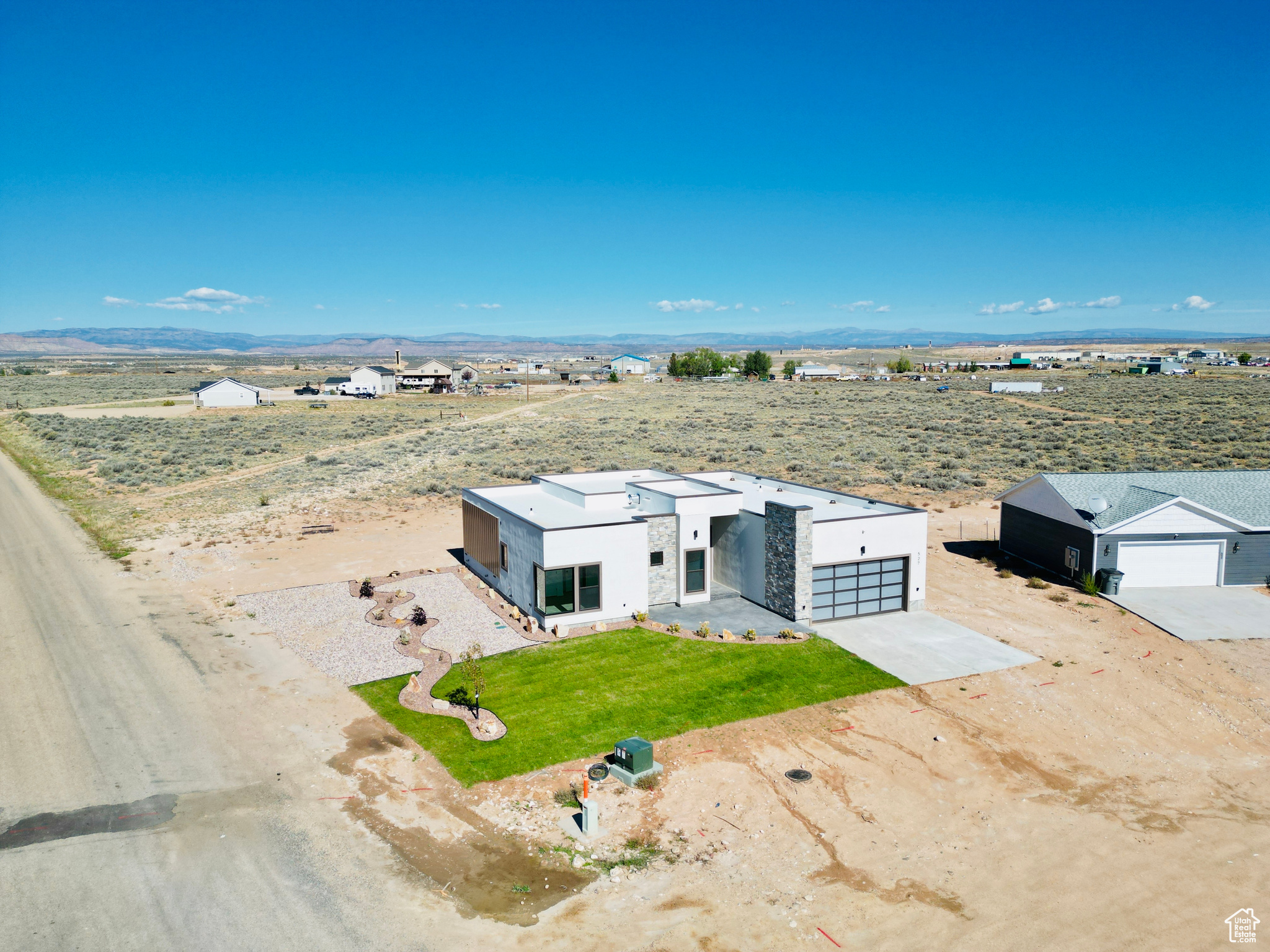 527 E River Heights Dr Duchesne UT 84021 489,000