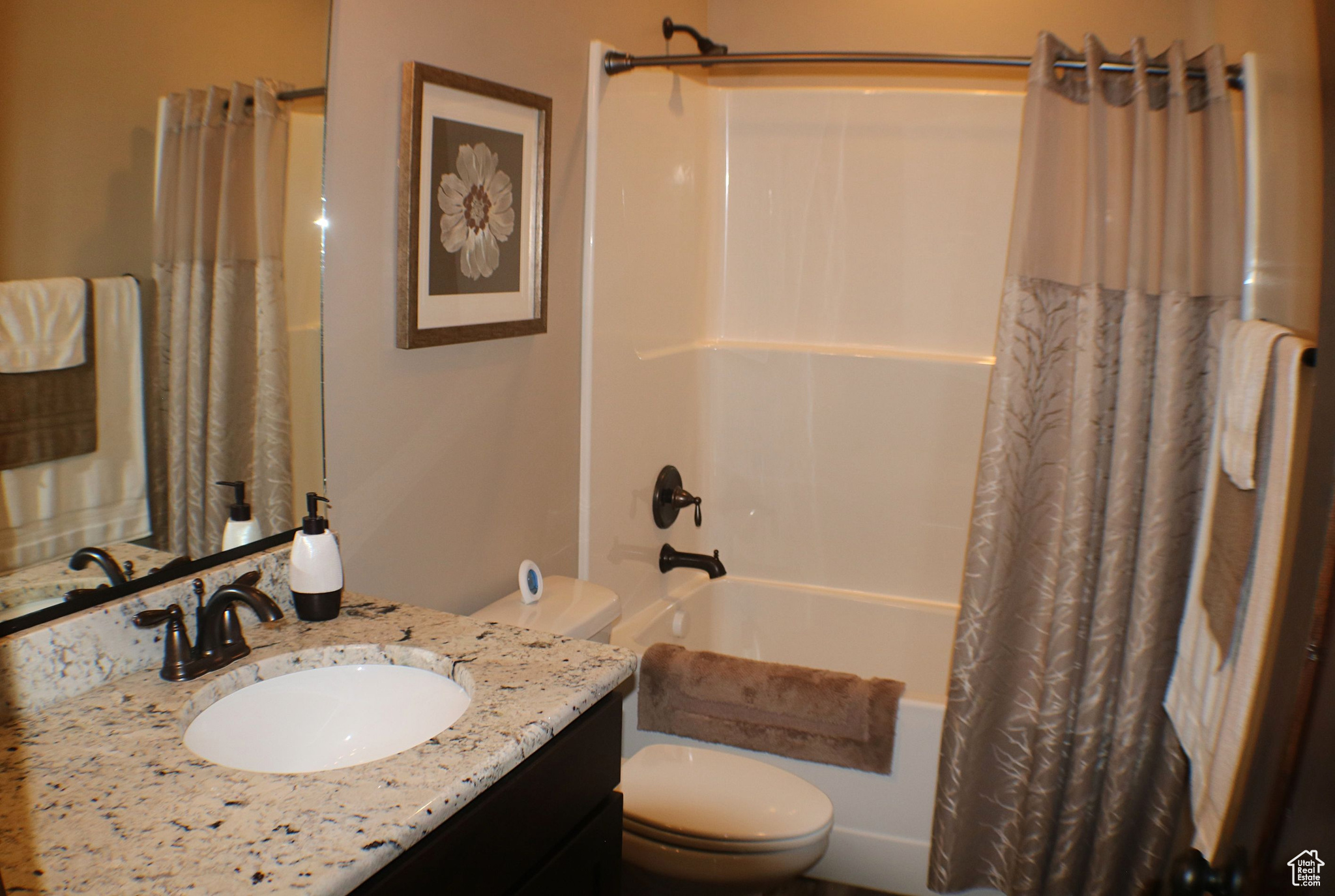 Main floor bathroom 2