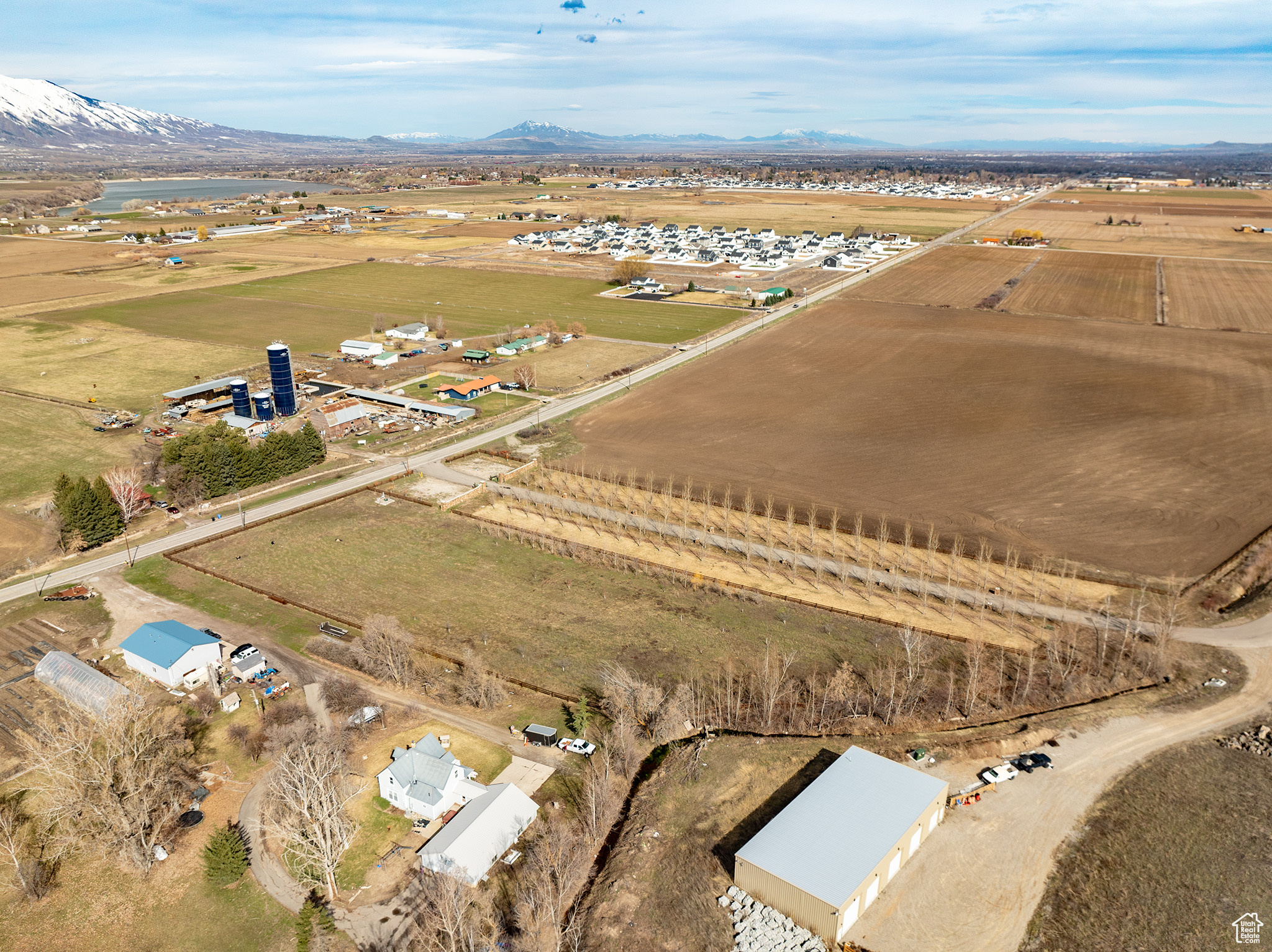 Bird's eye view with a mountain view and a rural view