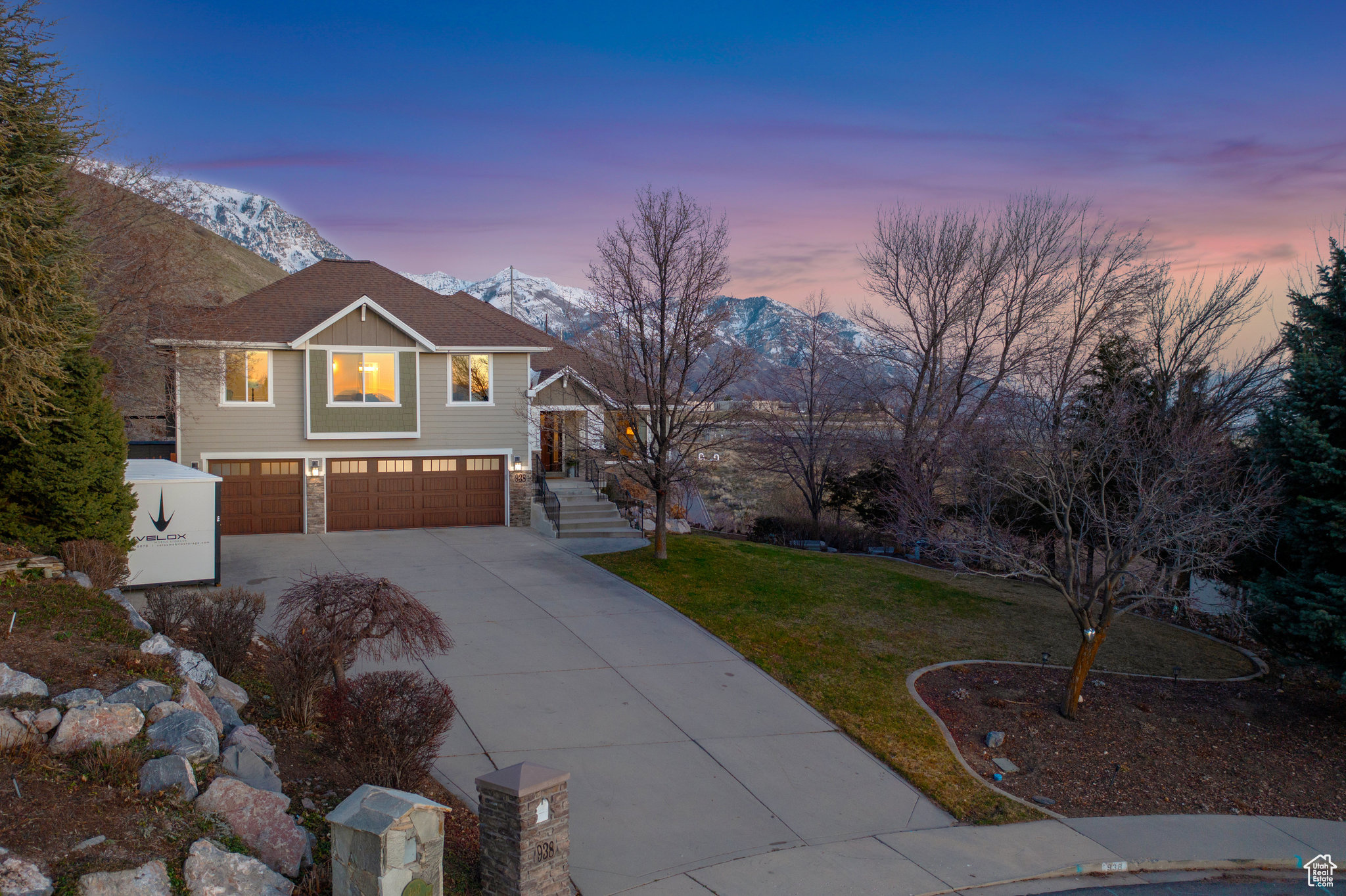 938 E HIGH COUNTRY, Orem, Utah 84097, 5 Bedrooms Bedrooms, 20 Rooms Rooms,3 BathroomsBathrooms,Residential,For sale,HIGH COUNTRY,1987241