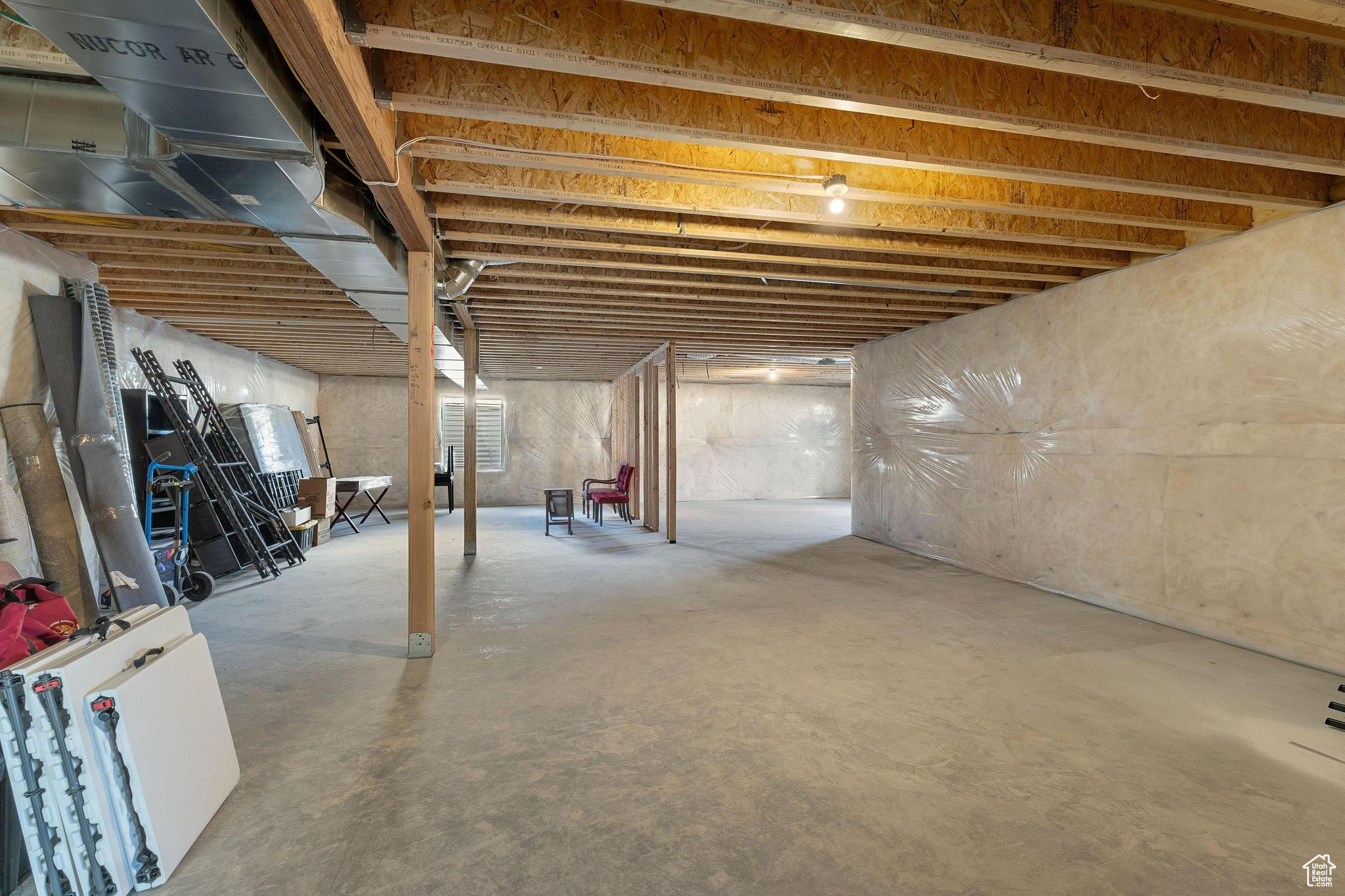 Full unfinished basement