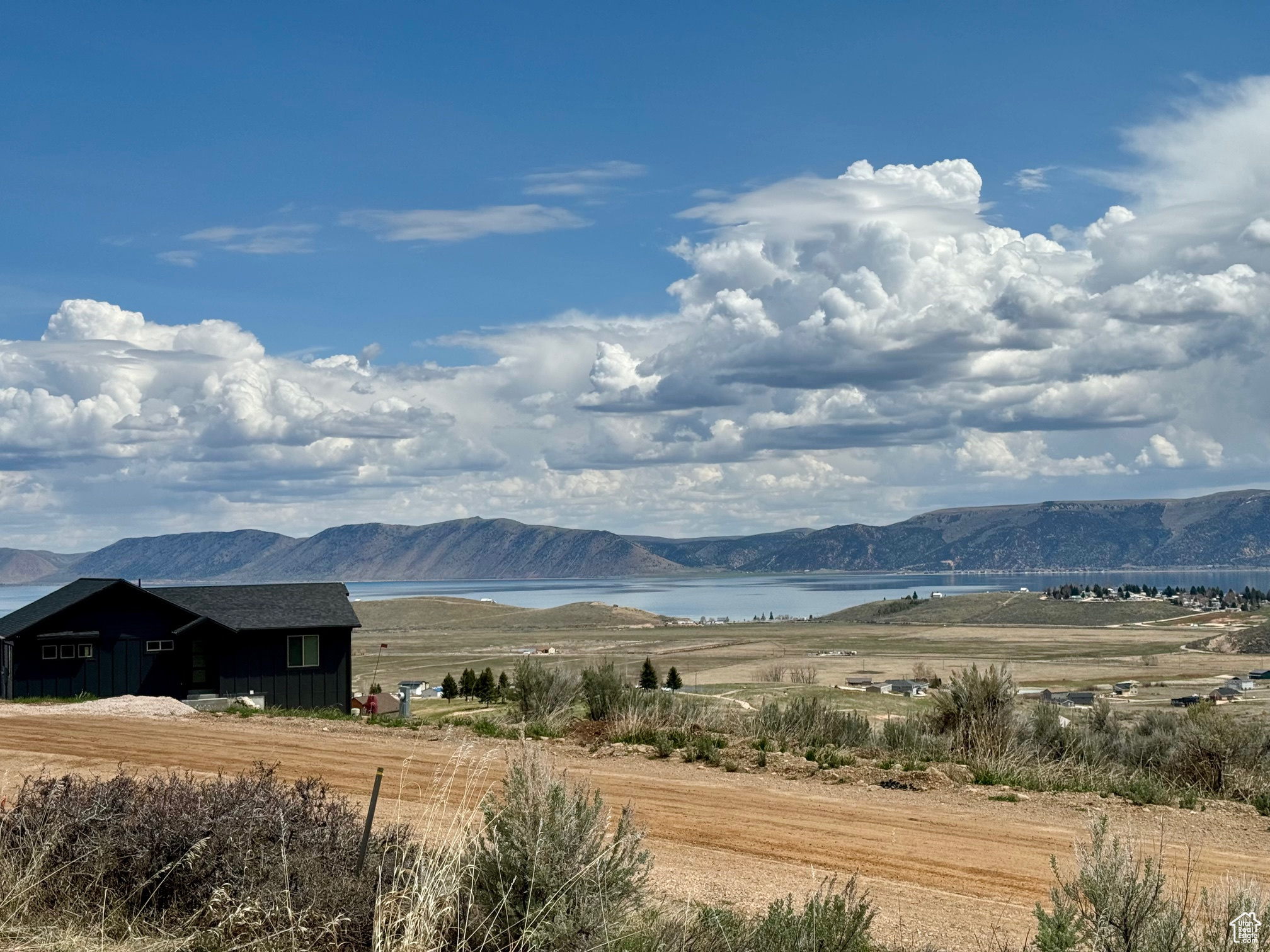 Property view of mountains featuring a rural view