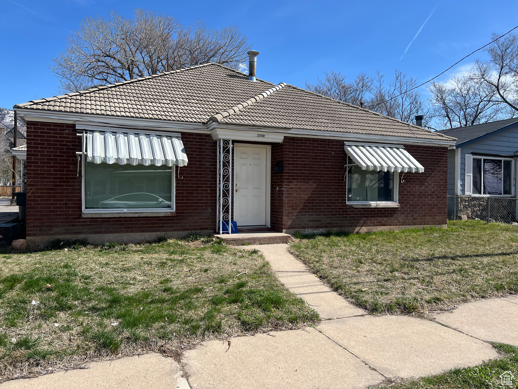 2560 PORTER, Ogden, Utah 84401, 3 Bedrooms Bedrooms, ,Residential,For sale,PORTER,1988079