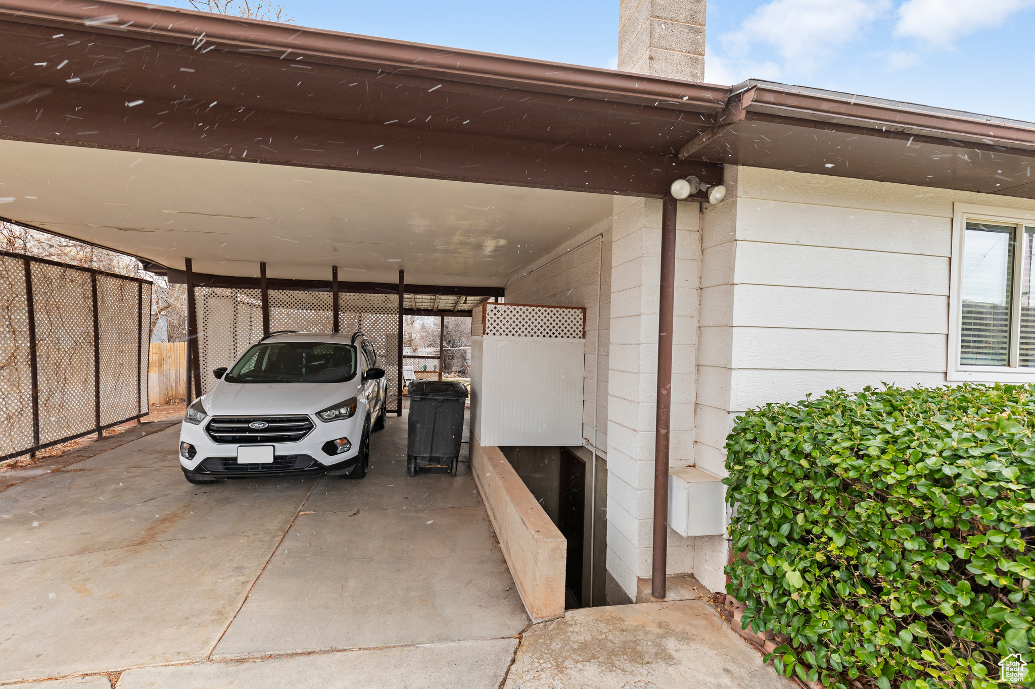 Garage with a carport