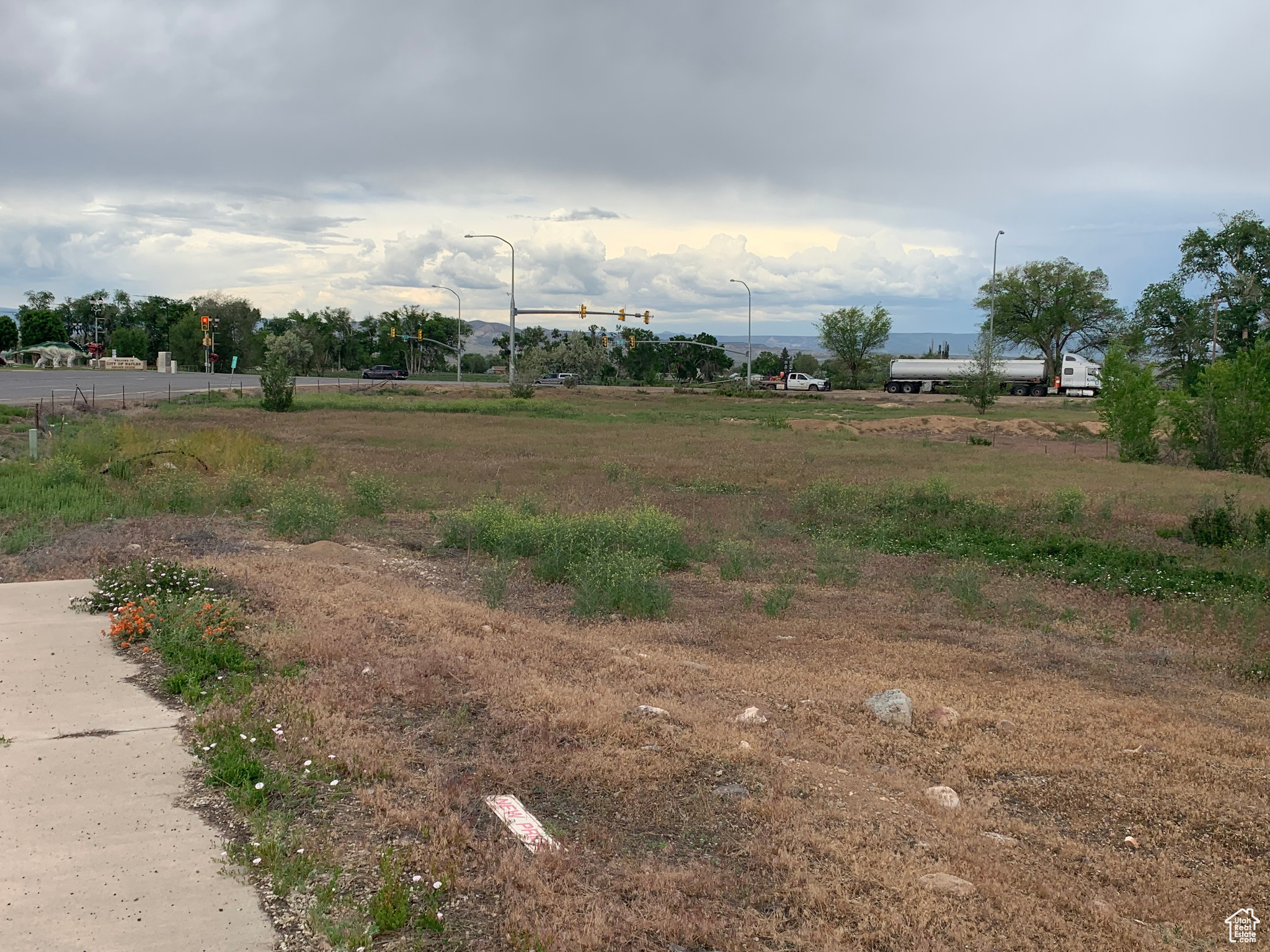 2600 S HWY 40 E, Naples, Utah 84078, ,Land,For sale,HWY 40,1988106