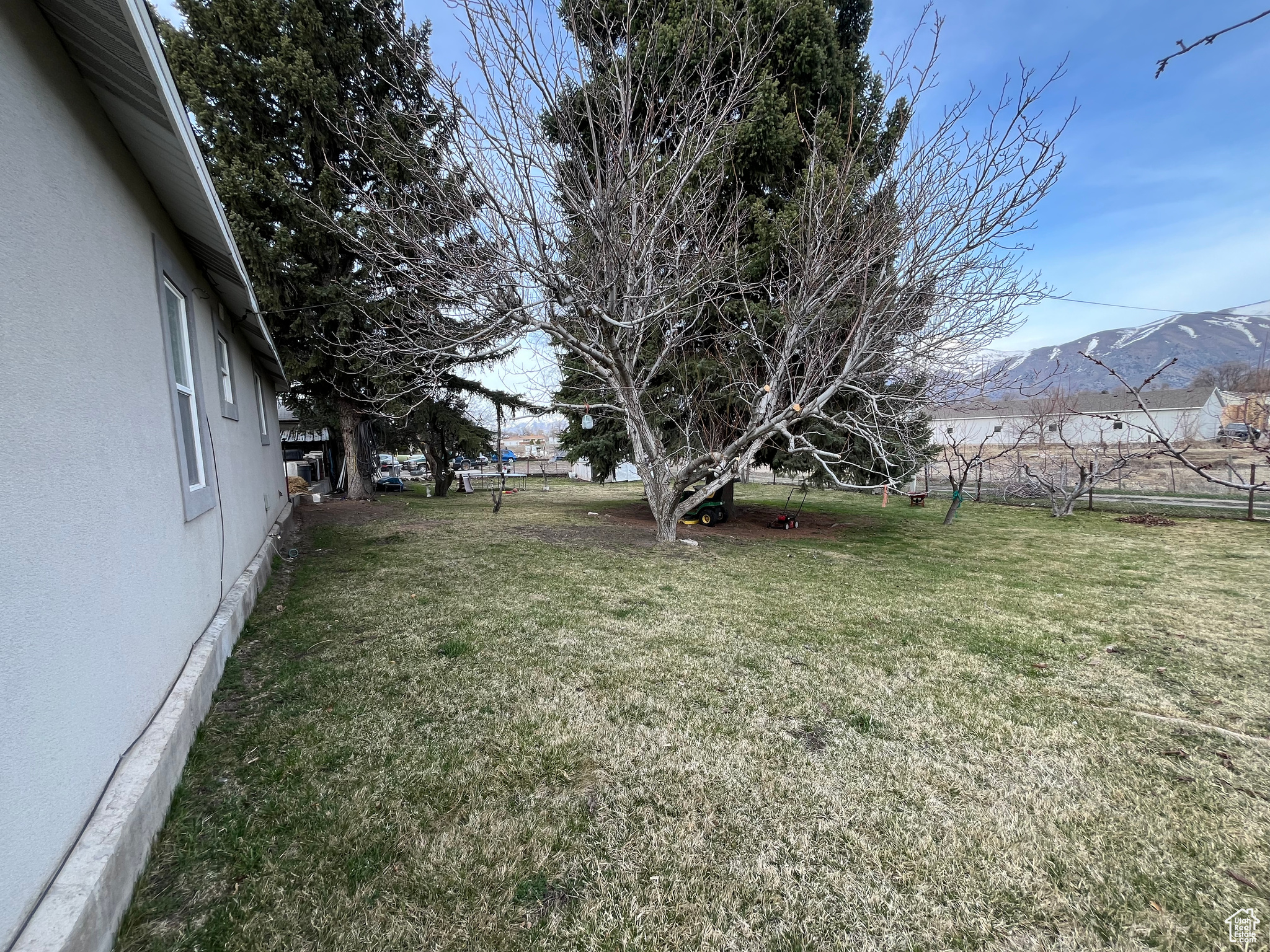 6 N 0400, Hyrum, Utah 84319, 4 Bedrooms Bedrooms, 8 Rooms Rooms,1 BathroomBathrooms,Residential,For sale,0400,1988117