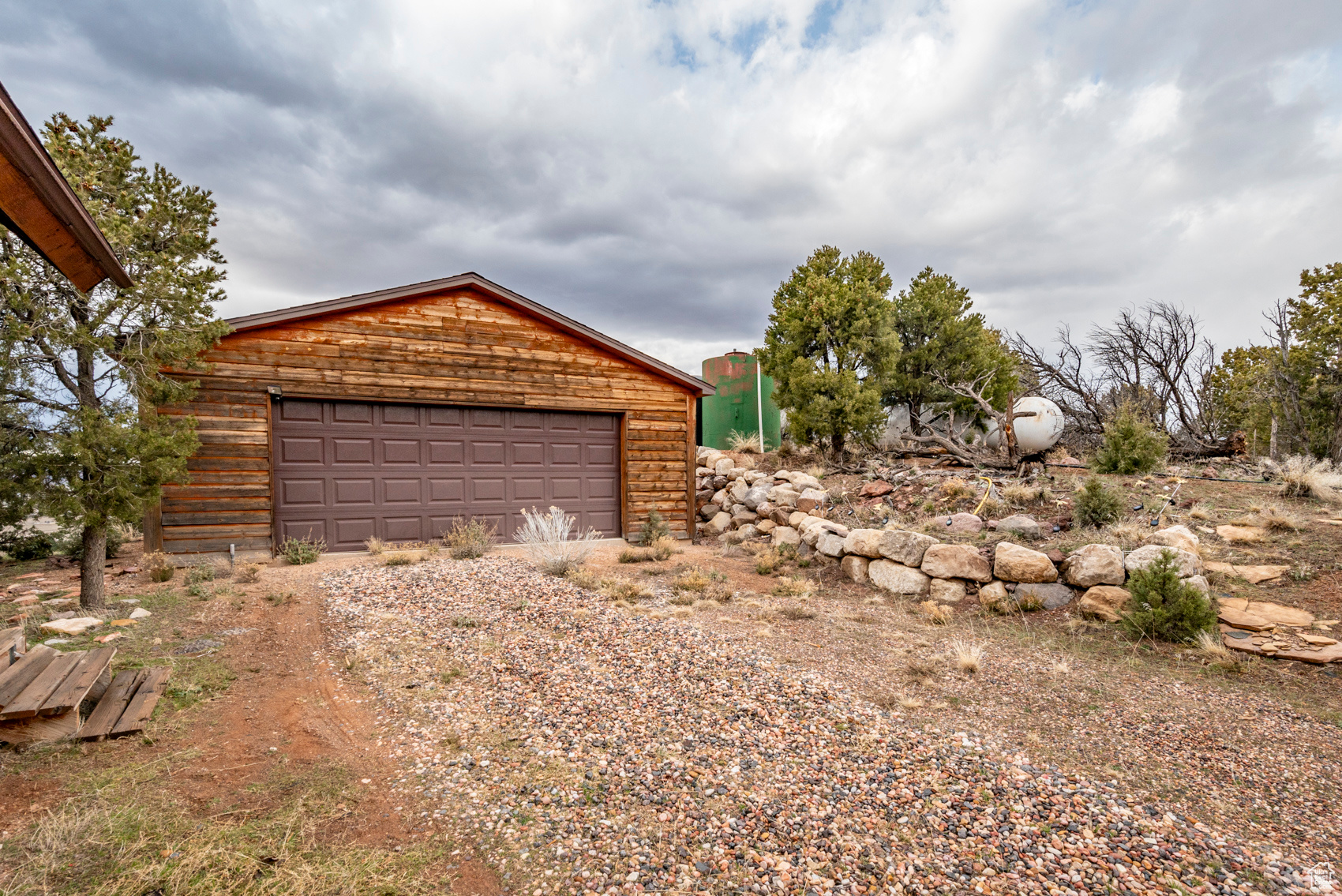 2416 W SPRING, Parowan, Utah 84761, 1 Bedroom Bedrooms, 8 Rooms Rooms,1 BathroomBathrooms,Residential,For sale,SPRING,1988186