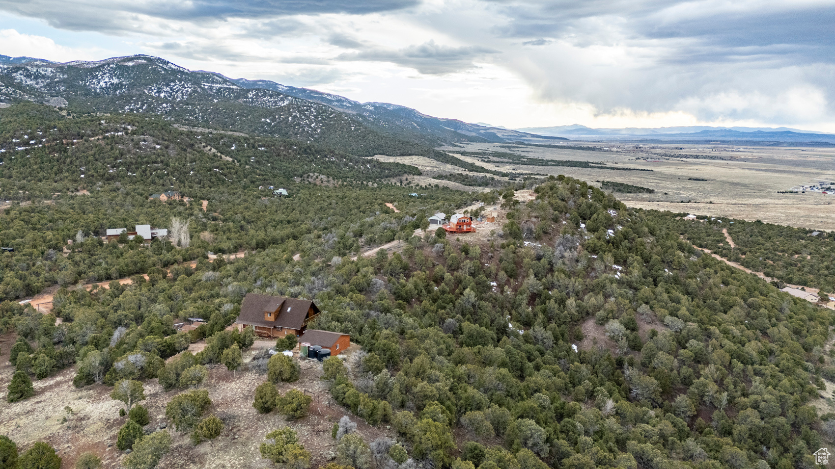 2416 W SPRING, Parowan, Utah 84761, 1 Bedroom Bedrooms, 8 Rooms Rooms,1 BathroomBathrooms,Residential,For sale,SPRING,1988186