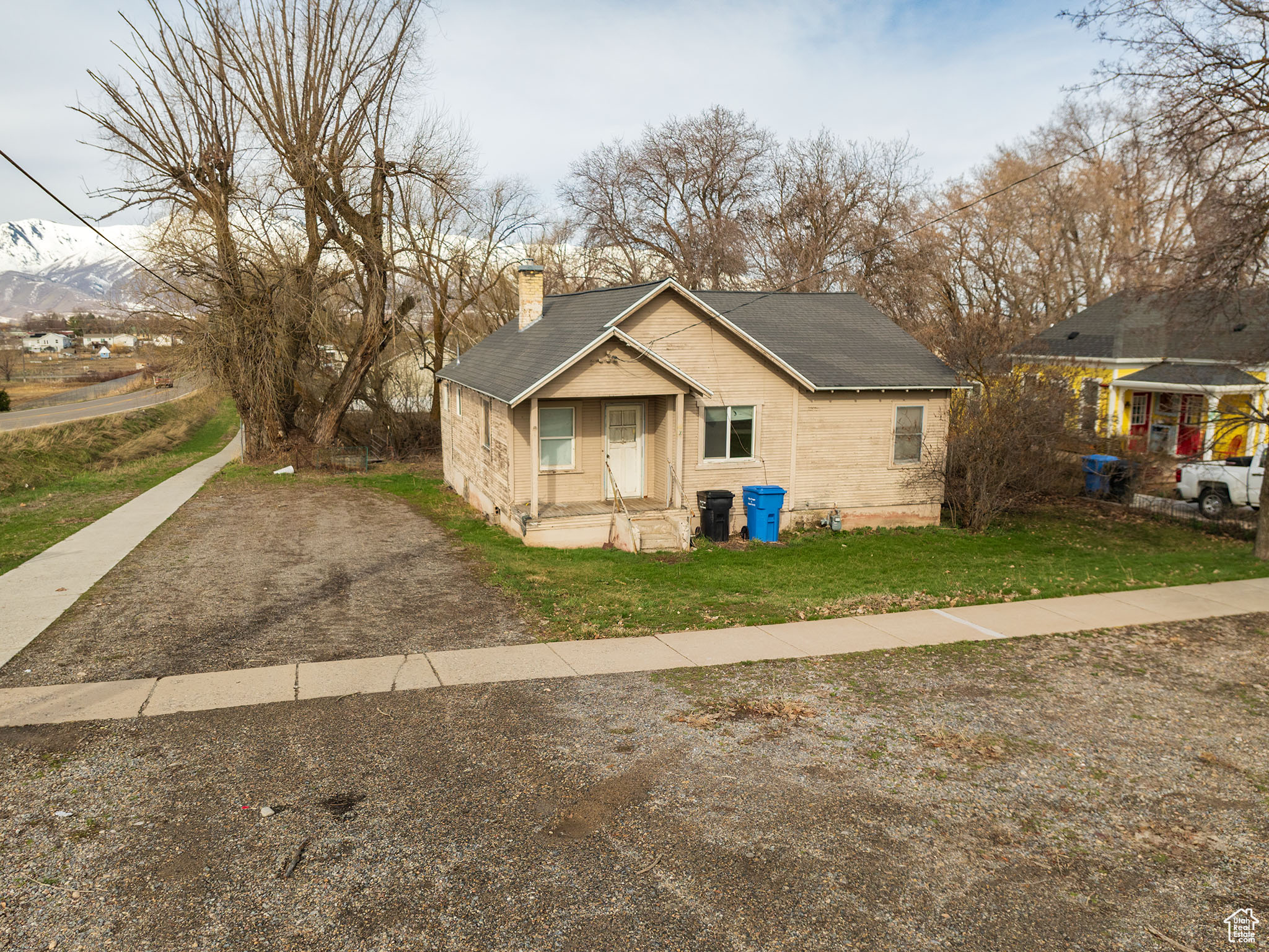 7 N 200 W, Hyrum, Utah 84319, 3 Bedrooms Bedrooms, 4 Rooms Rooms,Residential,For sale,200,1988367