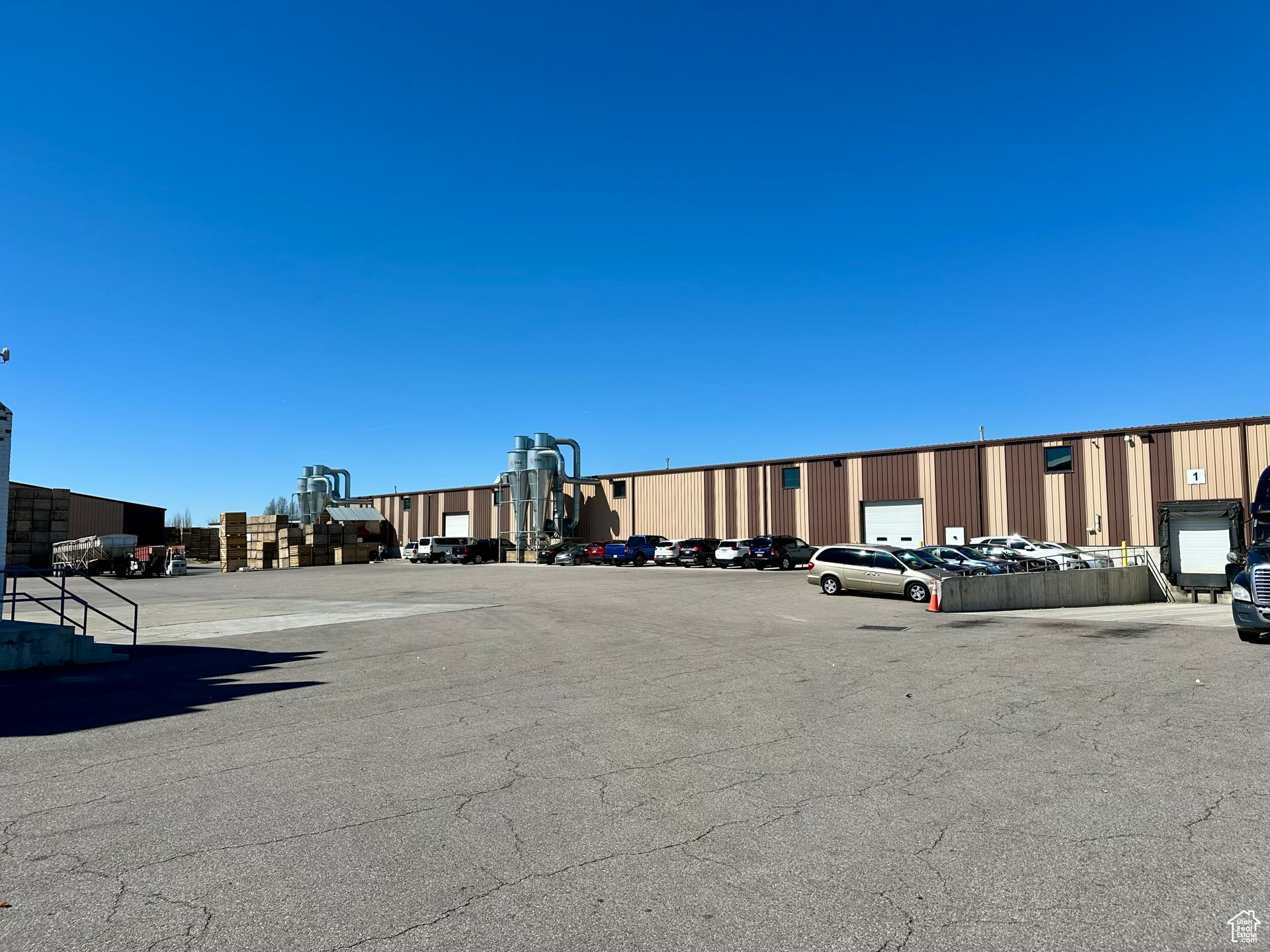 848 S 2000 W, Syracuse, Utah 84075, ,Commercial Sale,For sale,2000,1988528
