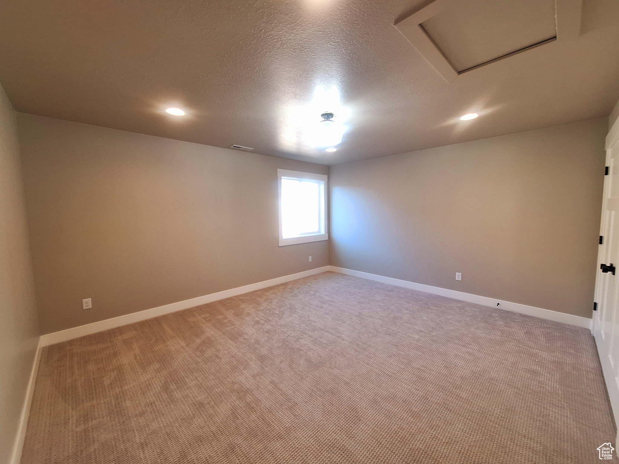 3233 Mountain Road In North Ogden 79 - d2davli