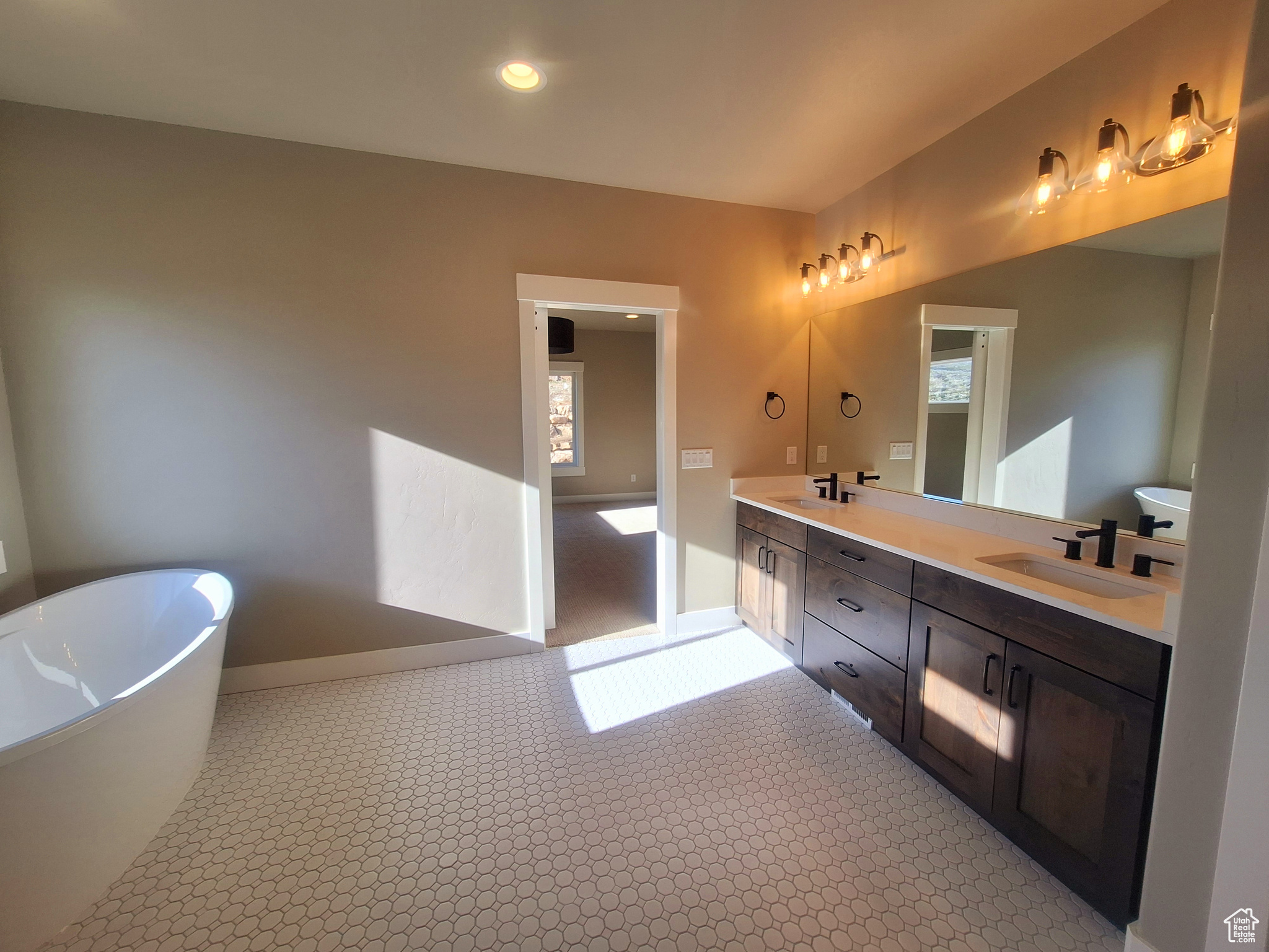 3233 Mountain Road In North Ogden 79 - idnobr1