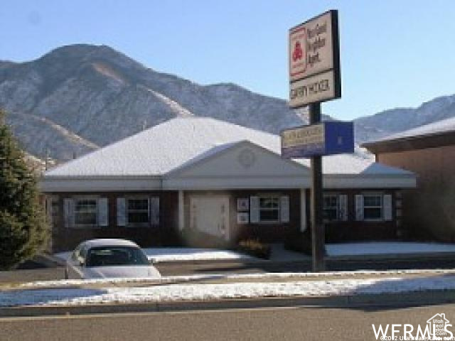 View of front facade featuring a mountain view