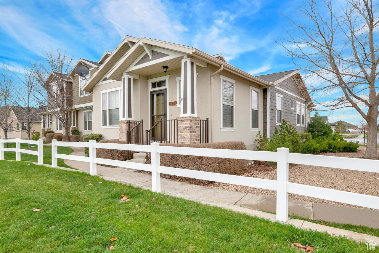 1421 S Mountain View Blvd Woods Cross UT 84087 525,000