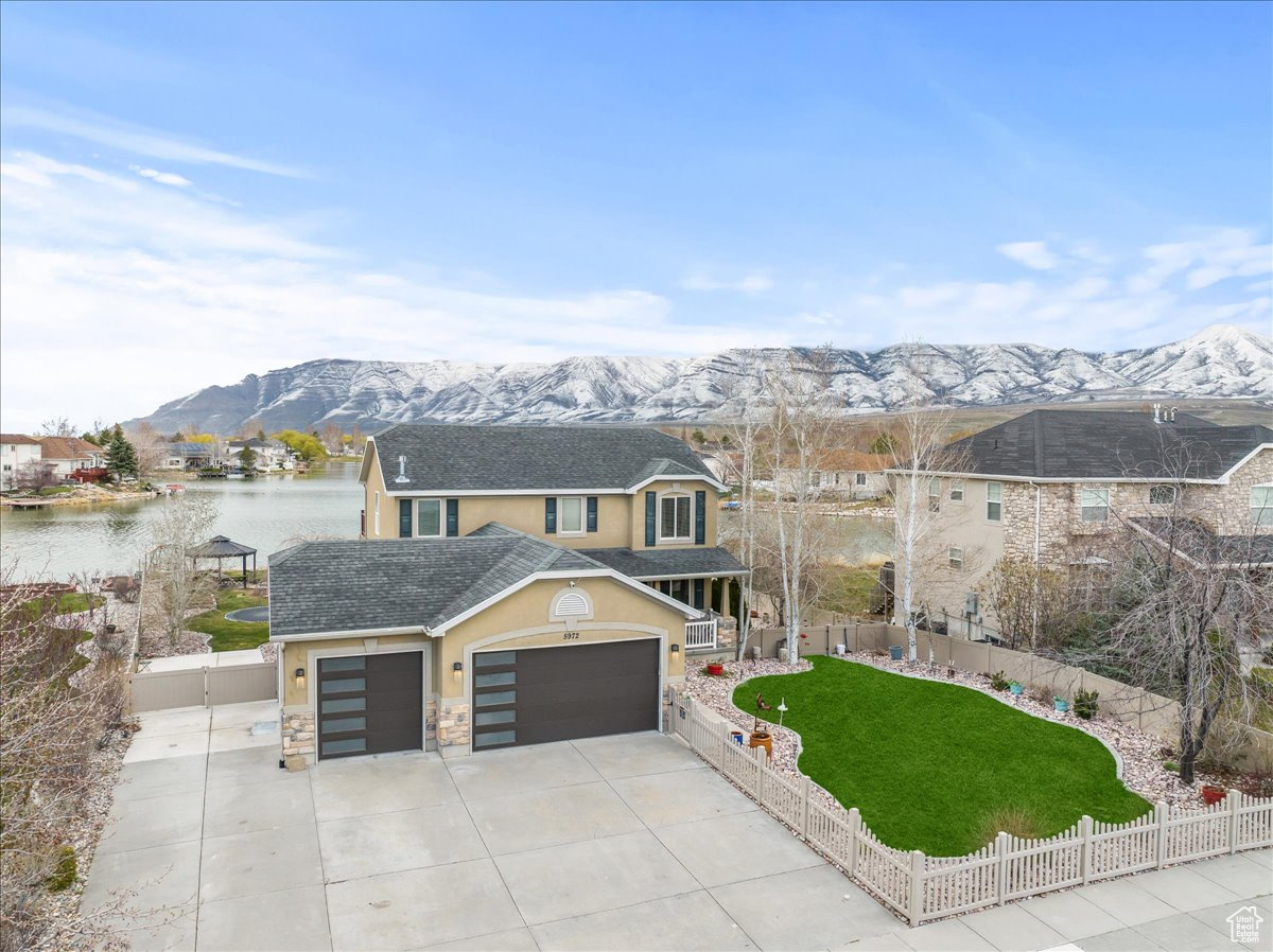 5972 Bayshore Dr Stansbury Park UT 84074 729,000