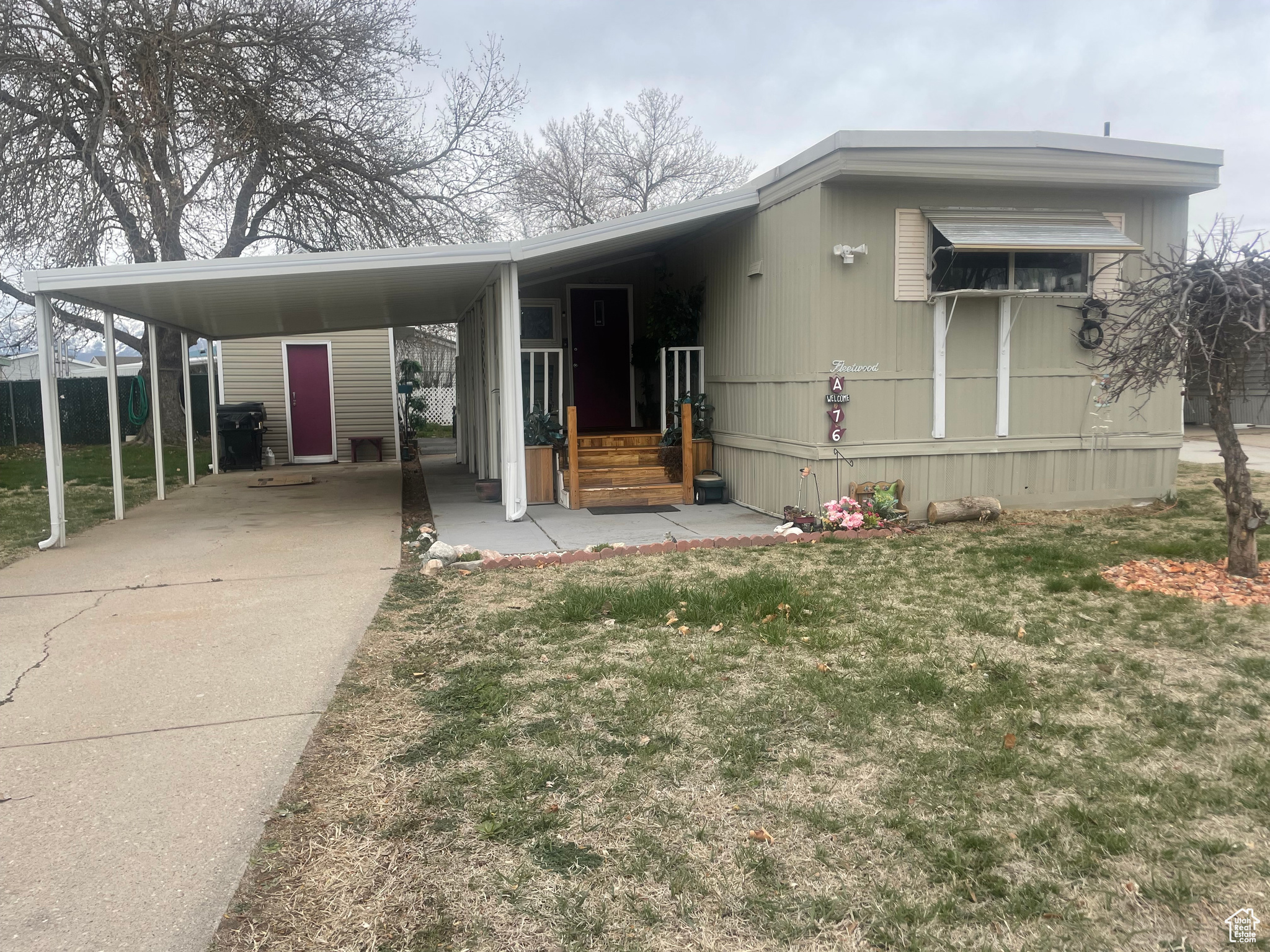 3860 MIDLAND DR. ##A76, Roy, Utah 84067, 2 Bedrooms Bedrooms, 6 Rooms Rooms,1 BathroomBathrooms,Residential,For sale,MIDLAND DR.,1989135