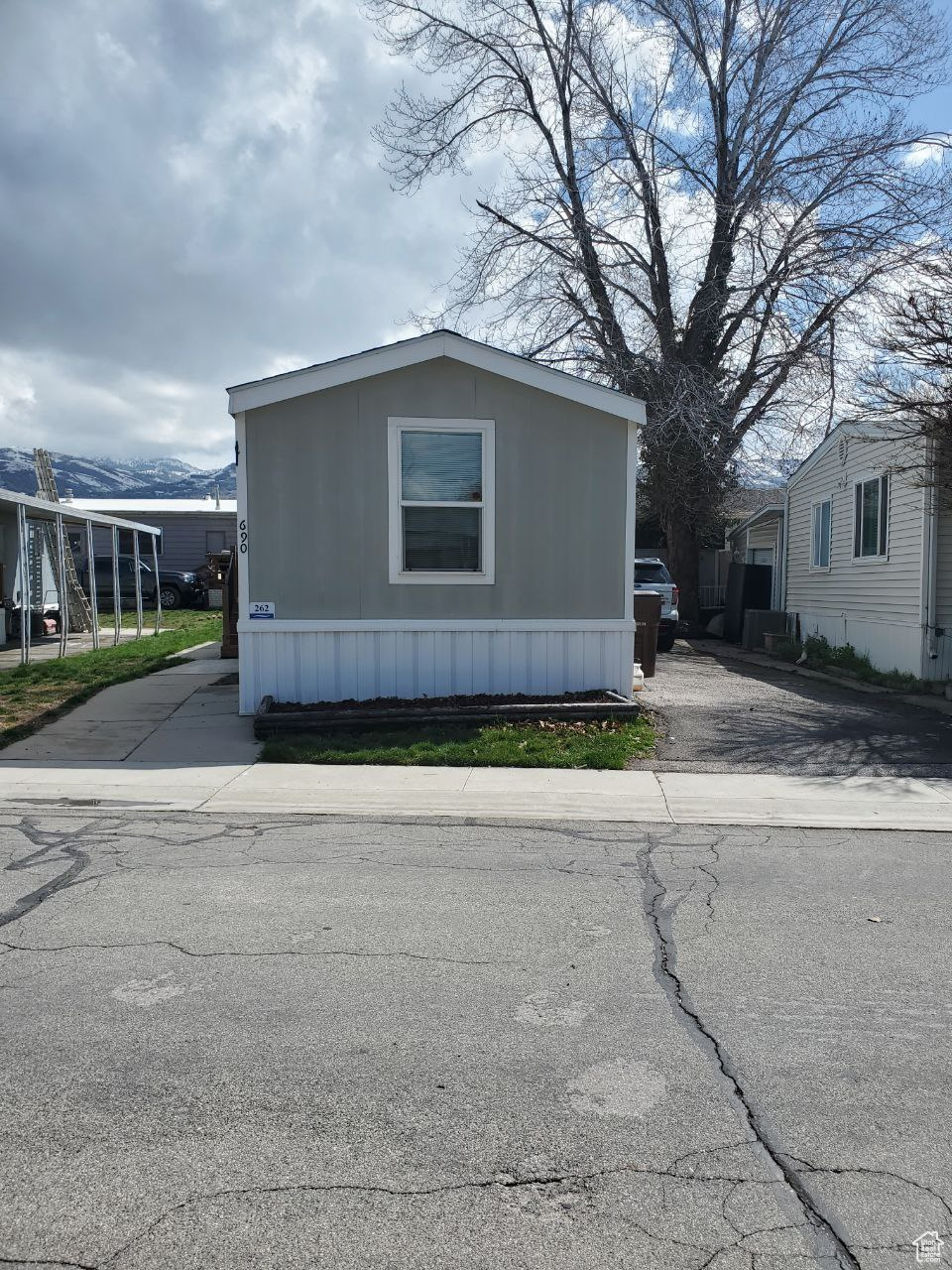 690 PERCIVAL #262, North Salt Lake, Utah 84054, 3 Bedrooms Bedrooms, 8 Rooms Rooms,2 BathroomsBathrooms,Residential,For sale,PERCIVAL,1989189