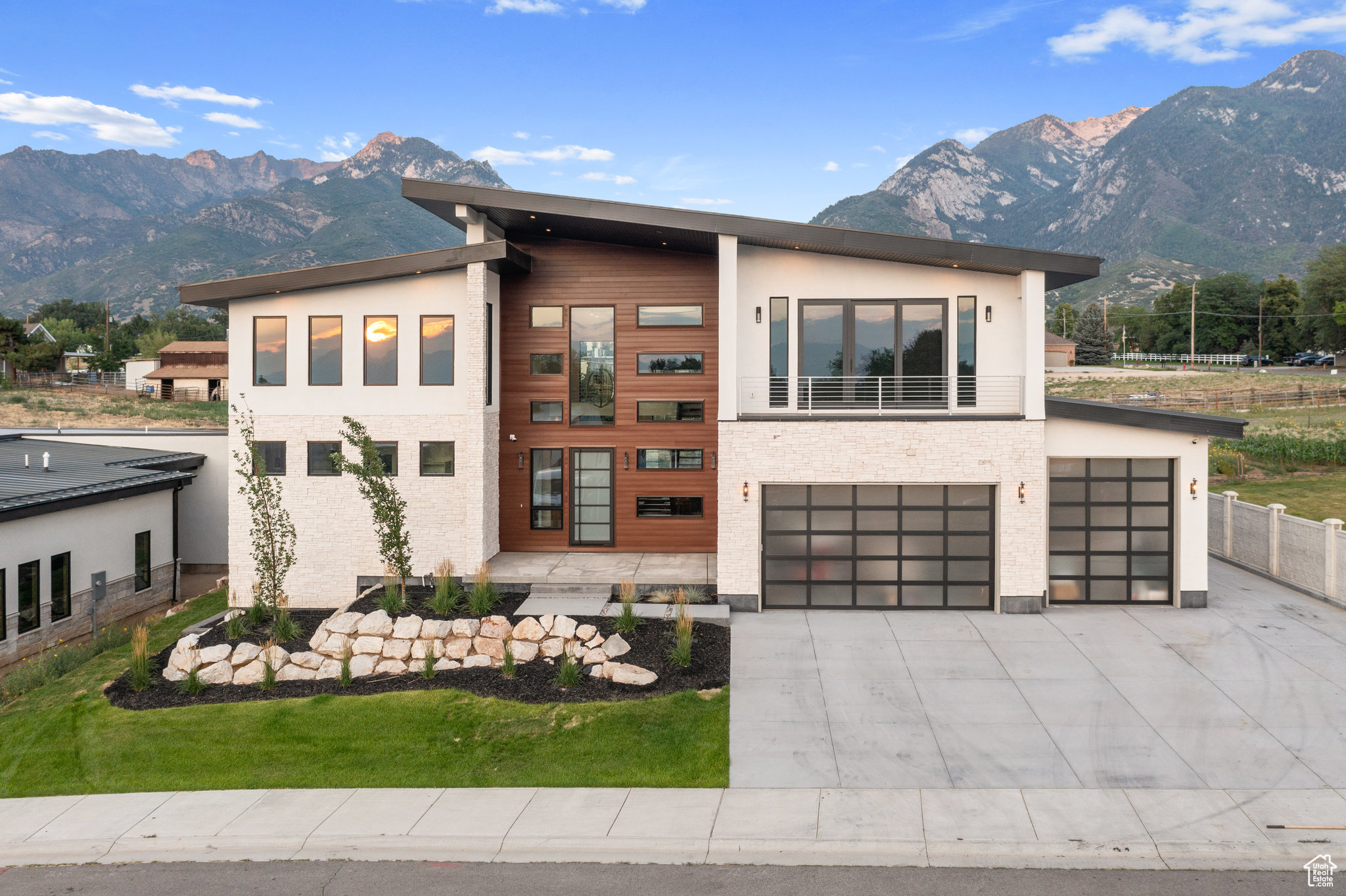 9969 S Altamont Dr Sandy UT 84092 | $3,699,999 | UtahRealEstate.com