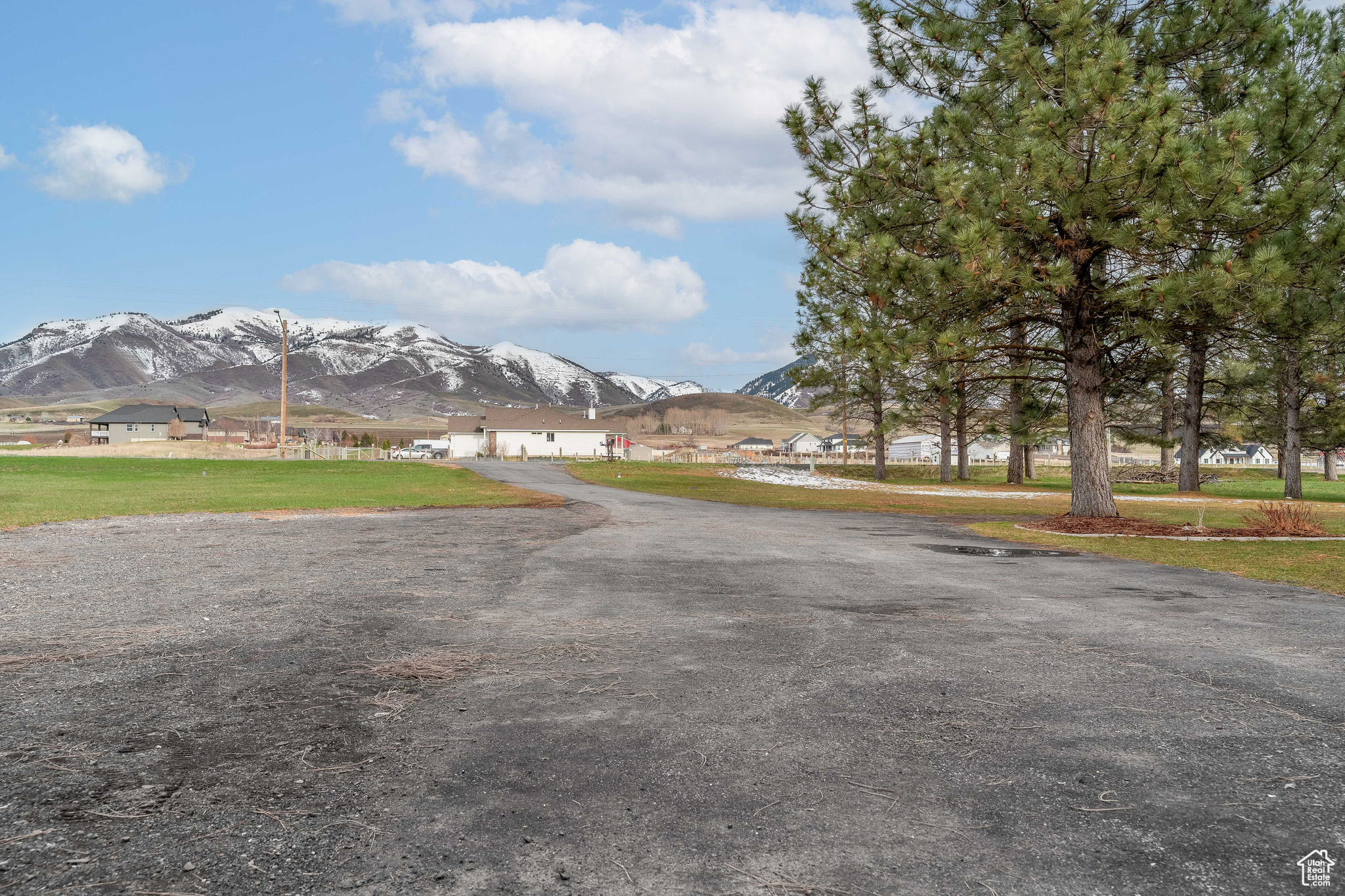 9571 S Highway 165 Paradise UT 84328 | $599,000 | UtahRealEstate.com