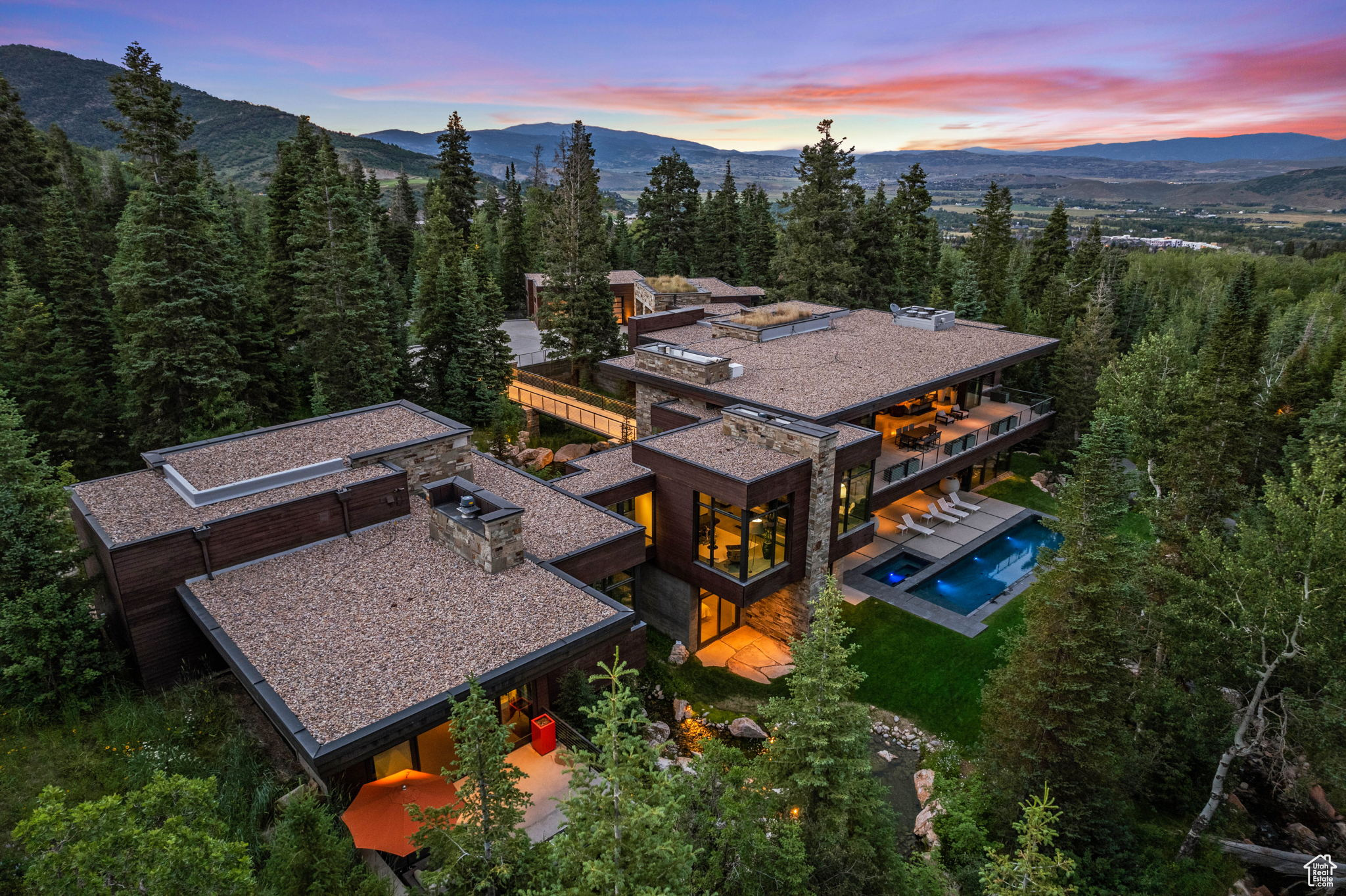 2470 W WHITE PINE, Park City, Utah 84060, 4 Bedrooms Bedrooms, 28 Rooms Rooms,1 BathroomBathrooms,Residential,For sale,WHITE PINE,1990745