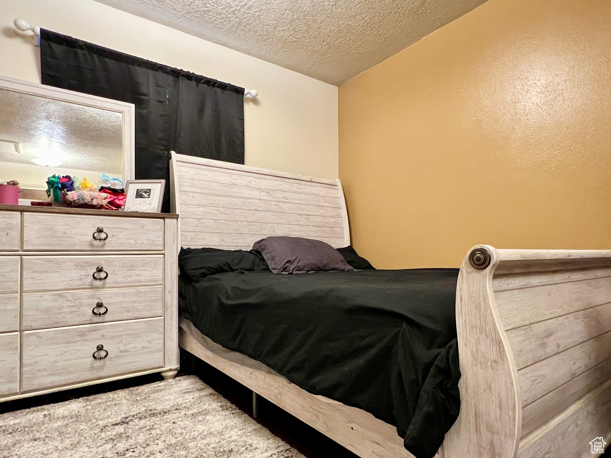 428 N 300 W, Logan, Utah 84321, 2 Bedrooms Bedrooms, 4 Rooms Rooms,1 BathroomBathrooms,Residential,For sale,300,1990768