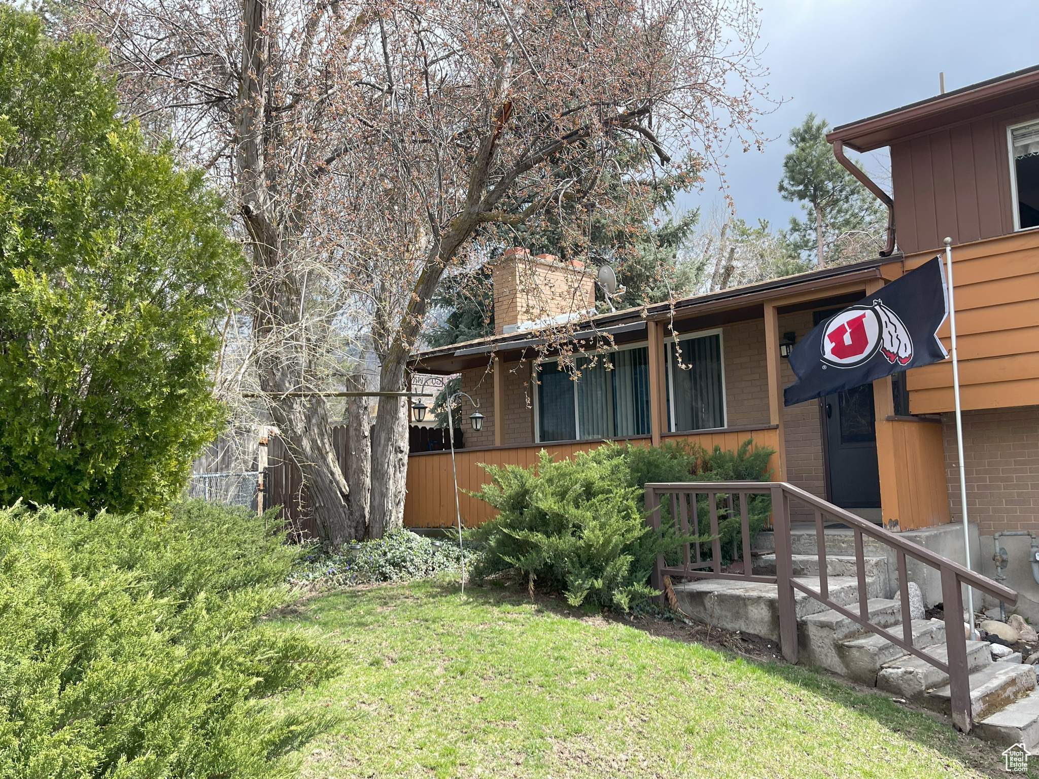 2438 E OKESON, Holladay, Utah 84117, 4 Bedrooms Bedrooms, 11 Rooms Rooms,1 BathroomBathrooms,Residential,For sale,OKESON,1991430