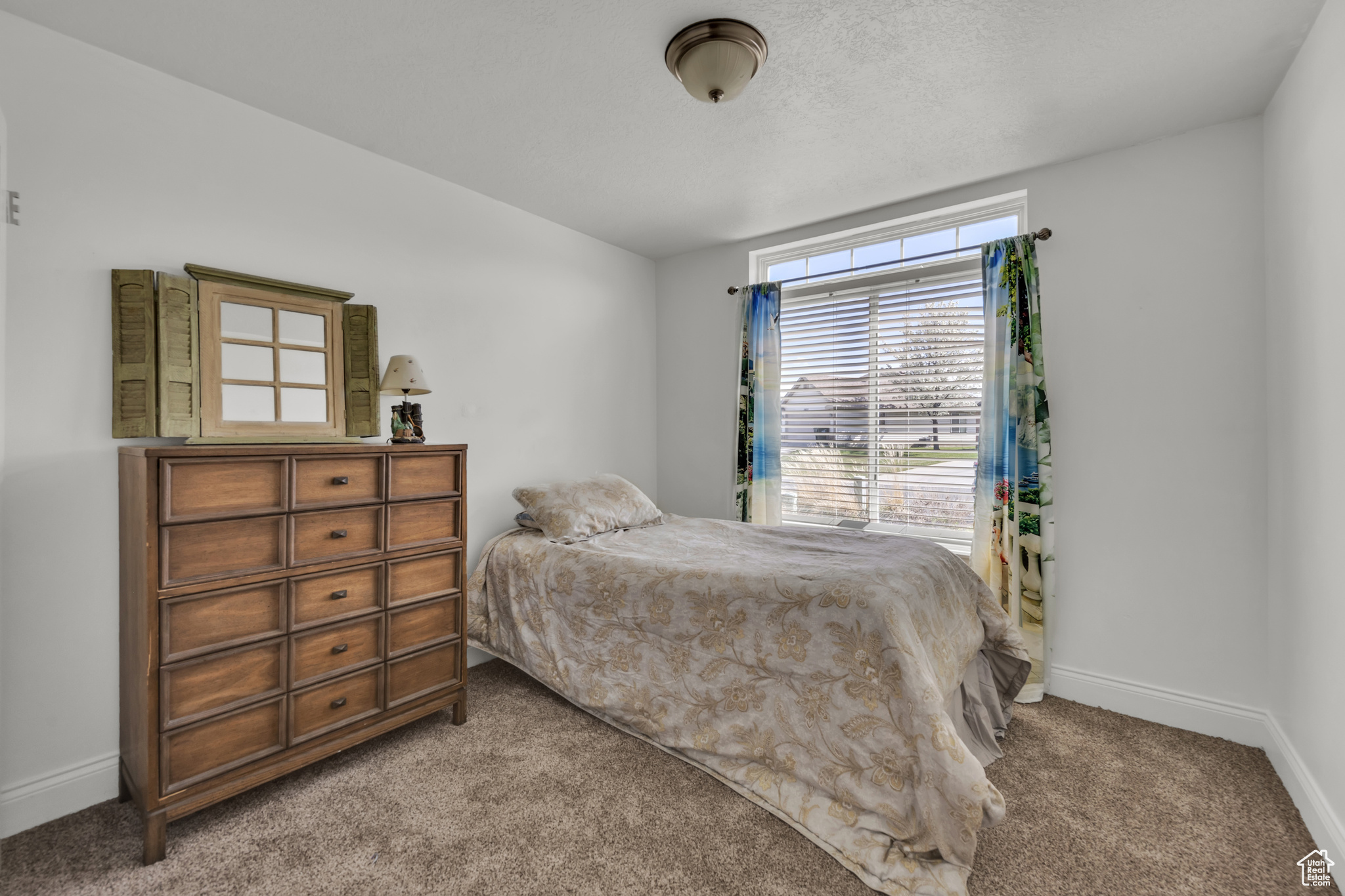 1614 SENECA, Roy, Utah 84067, 2 Bedrooms Bedrooms, 7 Rooms Rooms,2 BathroomsBathrooms,Residential,For sale,SENECA,1992108