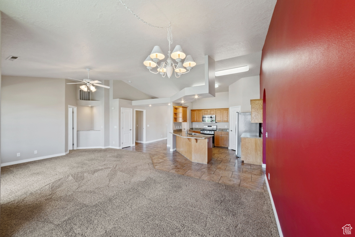 187 N Westridge 127 St. UT 84770 429,900