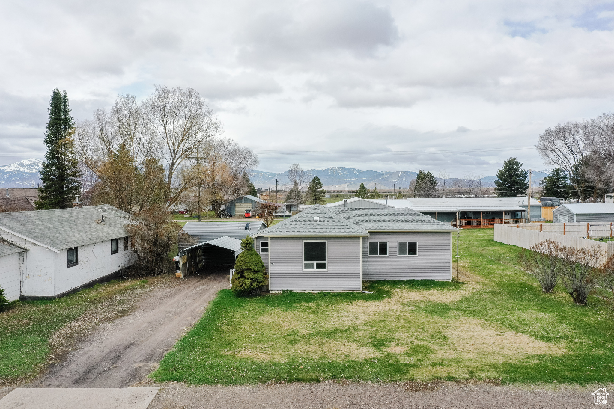 415 N MAIN, Grace, Idaho 83241, 2 Bedrooms Bedrooms, 6 Rooms Rooms,1 BathroomBathrooms,Residential,For sale,MAIN,1992388