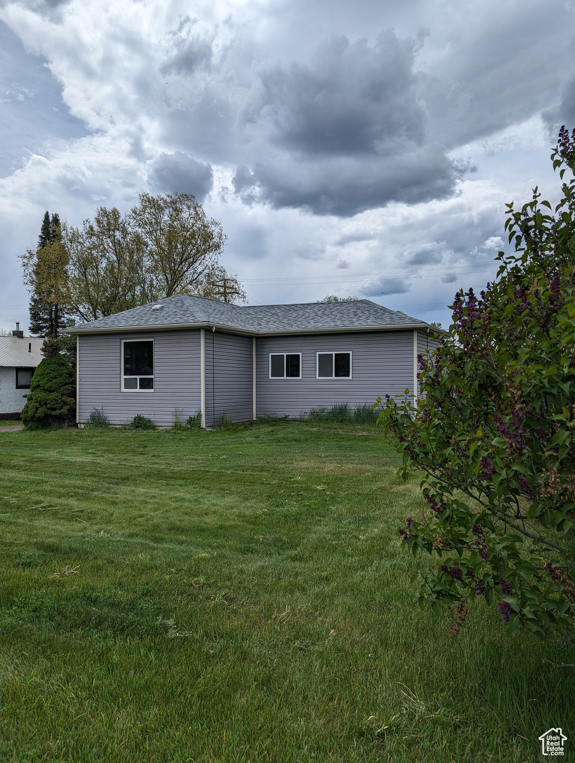 415 N MAIN, Grace, Idaho 83241, 2 Bedrooms Bedrooms, 6 Rooms Rooms,1 BathroomBathrooms,Residential,For sale,MAIN,1992388