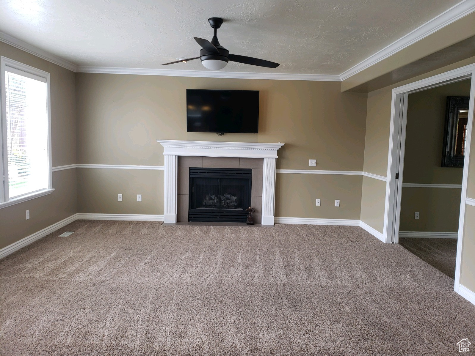 Main Floor Great Room off Kitchen