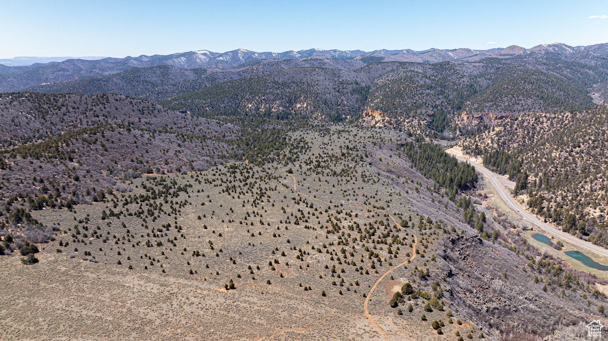 View of mountain feature