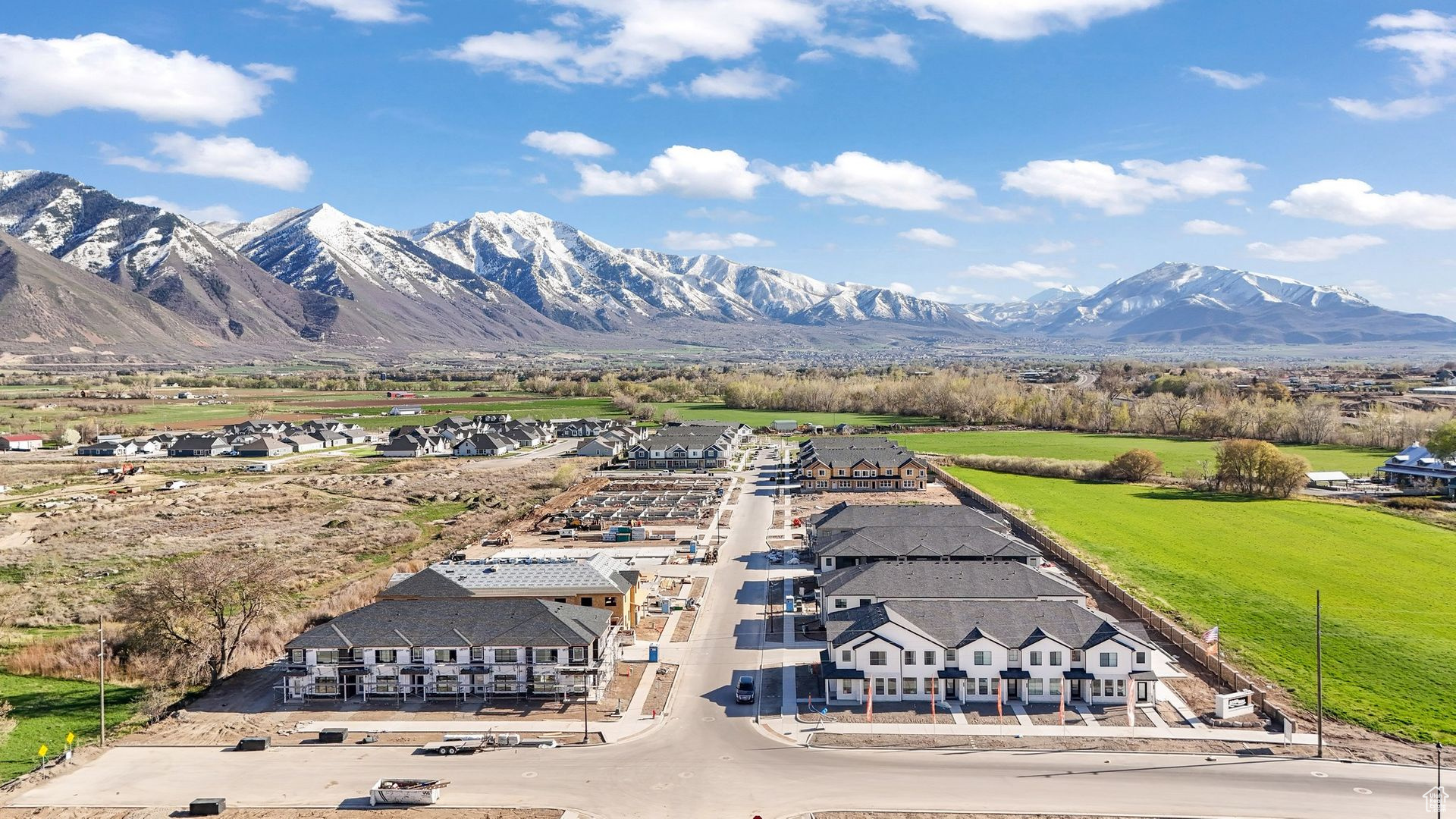 1132 S 200 E #41, Spanish Fork, Utah 84660, 3 Bedrooms Bedrooms, 11 Rooms Rooms,1 BathroomBathrooms,Residential,For sale,200,1992737