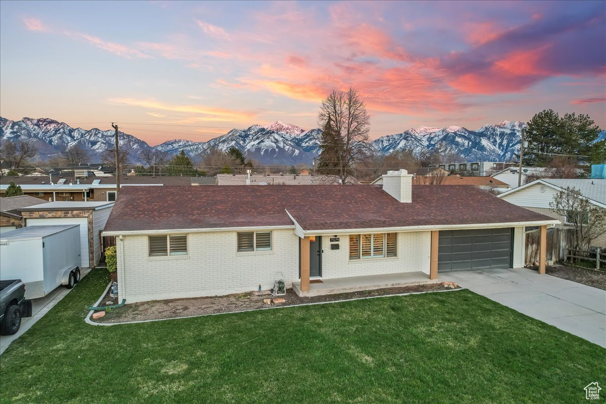 7079 S 230 E, Midvale, Utah 84047, 5 Bedrooms Bedrooms, 15 Rooms Rooms,1 BathroomBathrooms,Residential,For sale,230,1992766