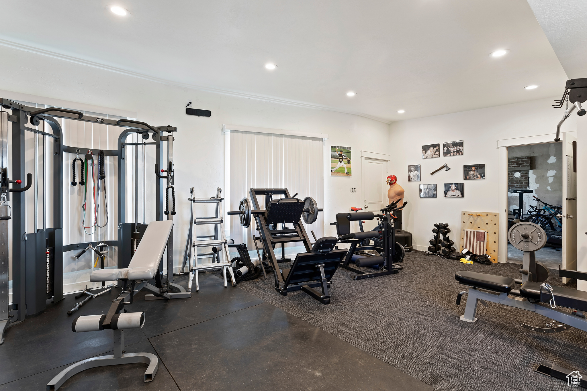View of workout area in Shop or commercial business