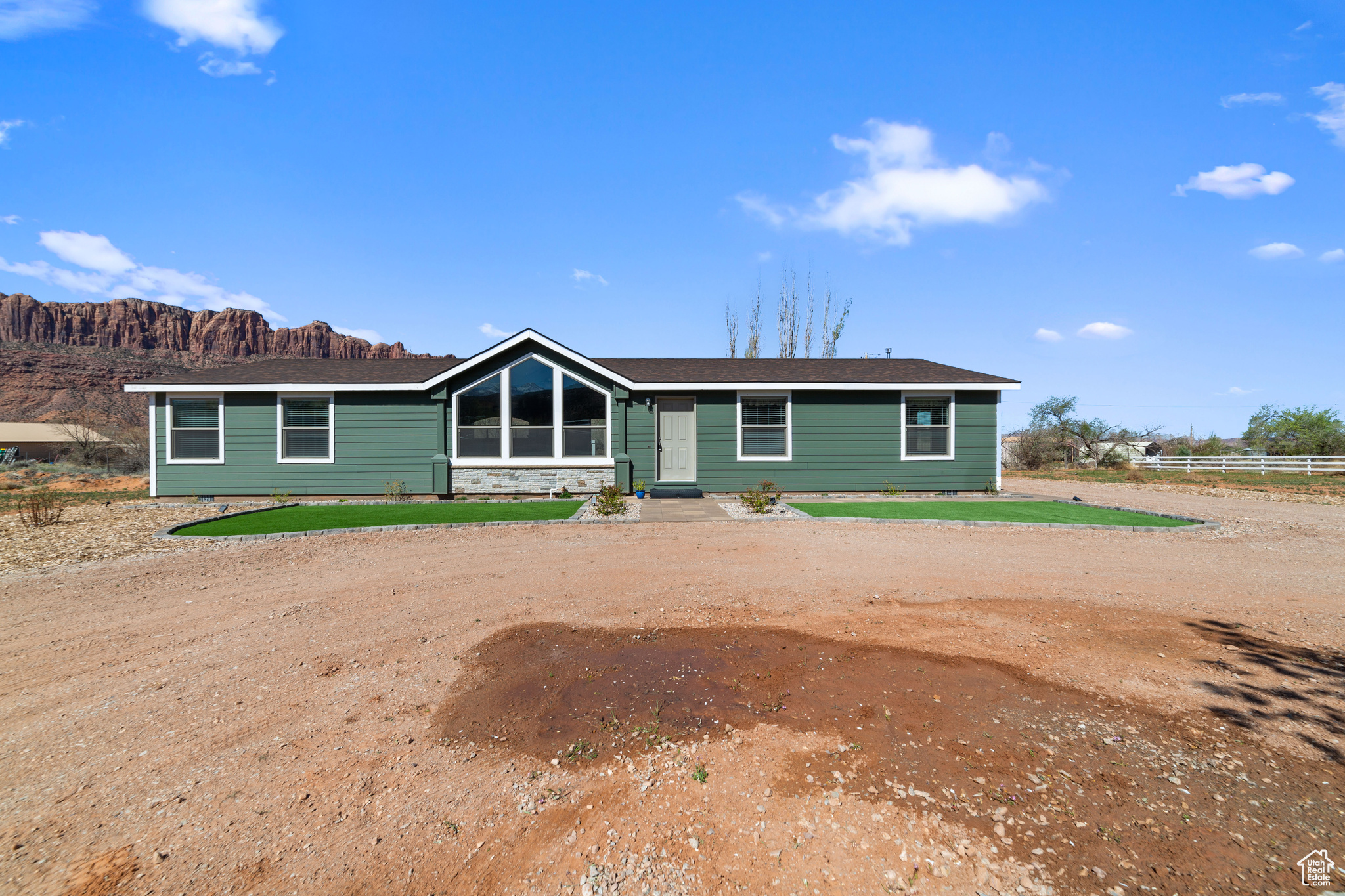 4310 EASY, Moab, Utah 84532, 3 Bedrooms Bedrooms, 10 Rooms Rooms,2 BathroomsBathrooms,Residential,For sale,EASY,1993411