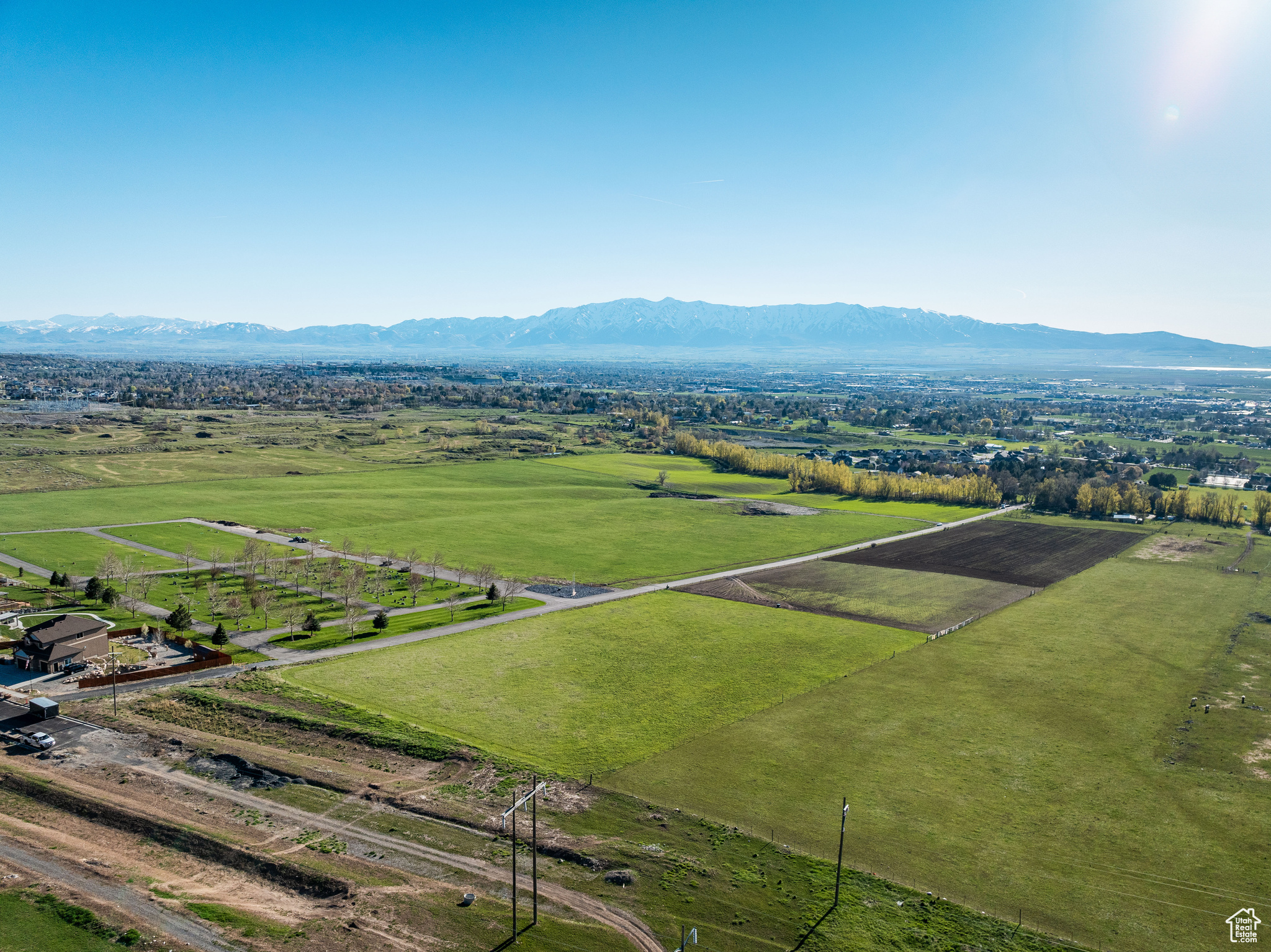 Drone / aerial view featuring a rural view and a mountain view