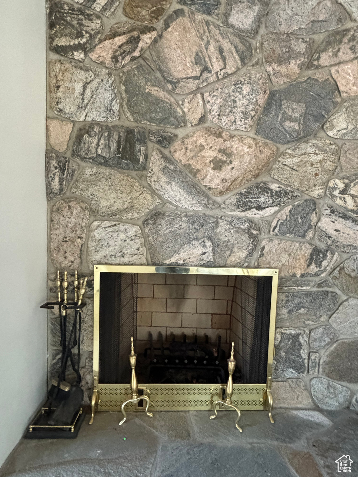 BEAUTIFUL FIREPLACE IN THE UPSTAIRS FAMILY ROOM!