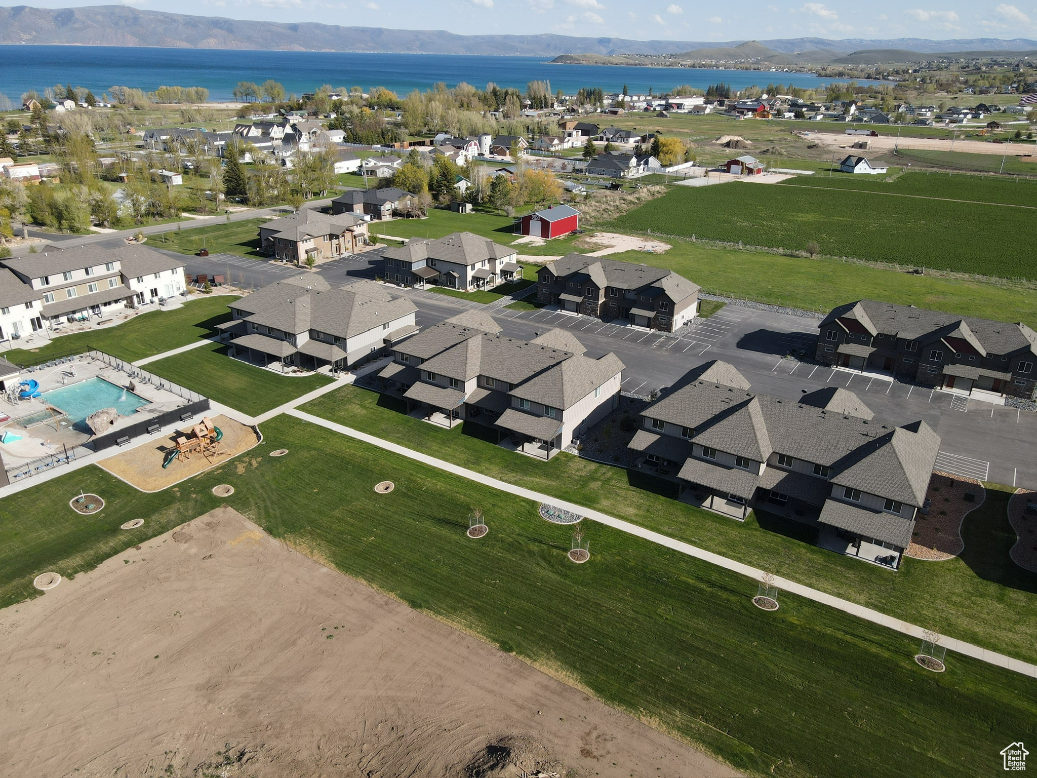 140 W 150 S #I32, Garden City, Utah 84028, 4 Bedrooms Bedrooms, 19 Rooms Rooms,3 BathroomsBathrooms,Residential,For sale,150,1993651